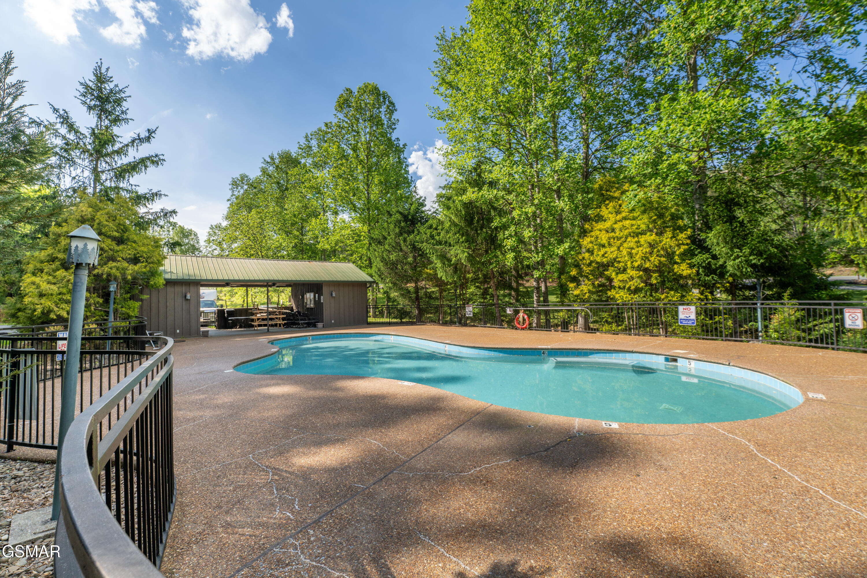 2410 Whitetail Ridge Way Sevierville TN 37862