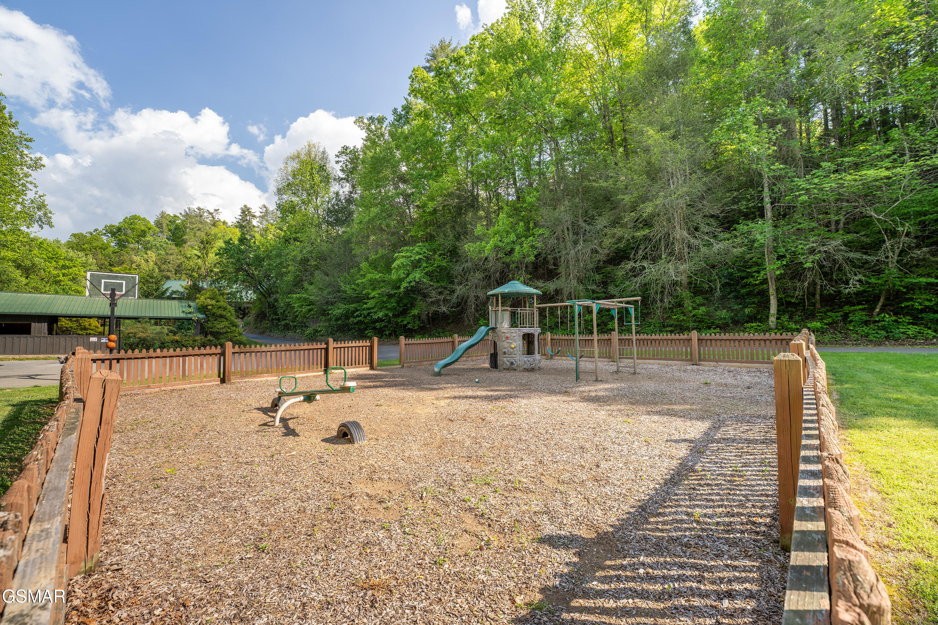 2410 Whitetail Ridge Way Sevierville TN 37862