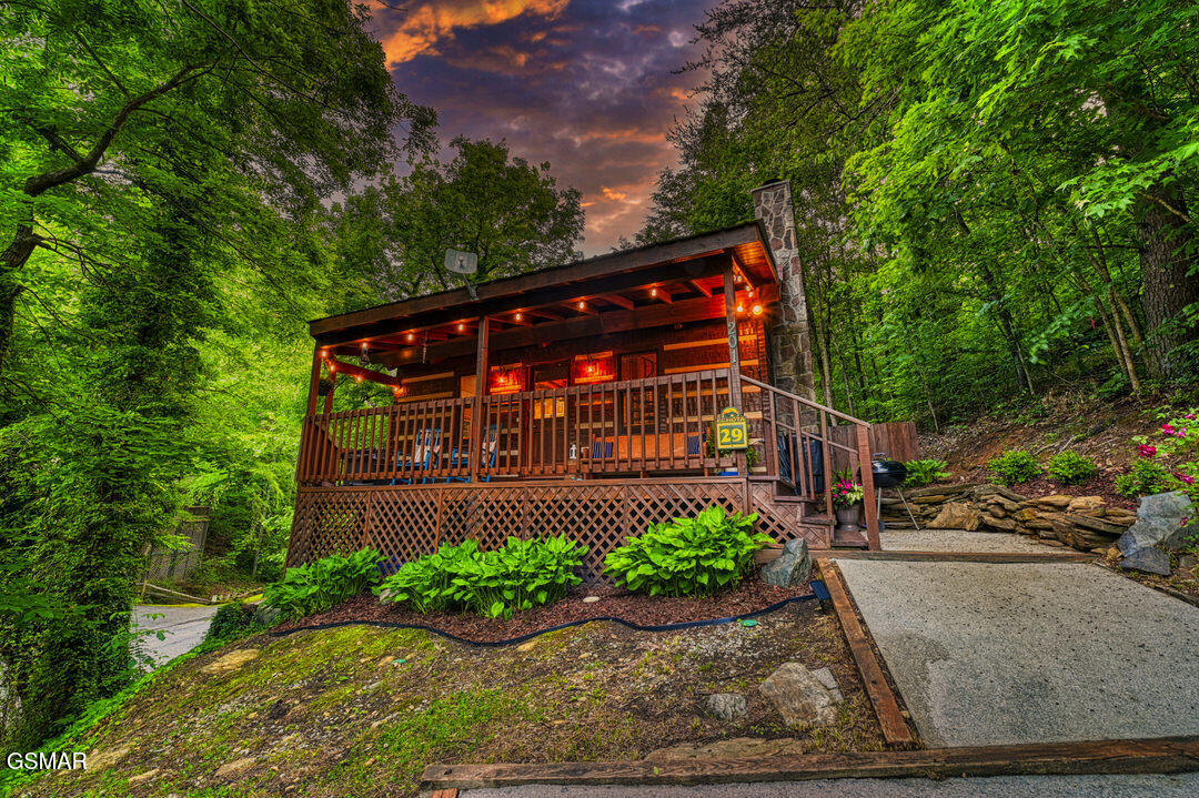 201 Tsali Way Sevierville TN 37876