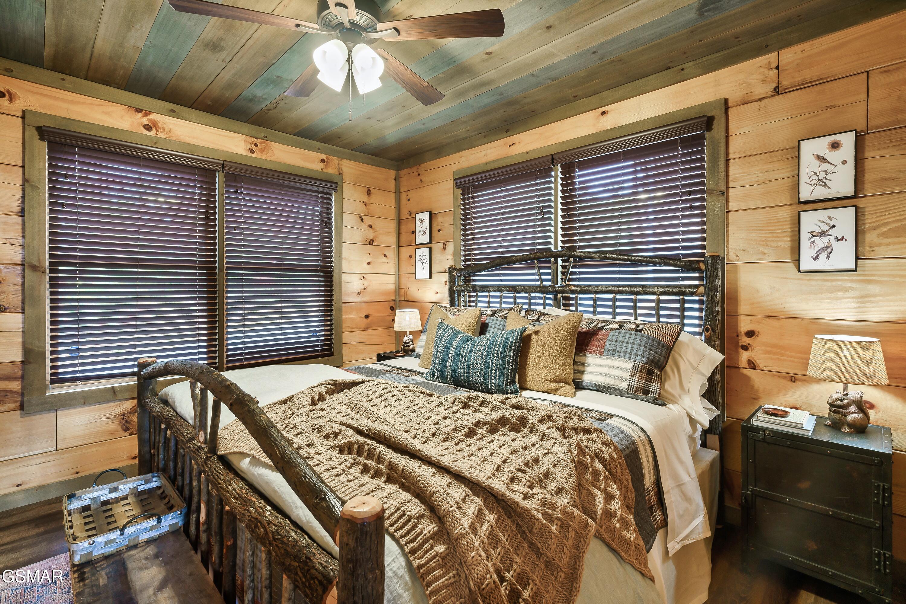 1132 Villa Overlook Way Gatlinburg TN 37738