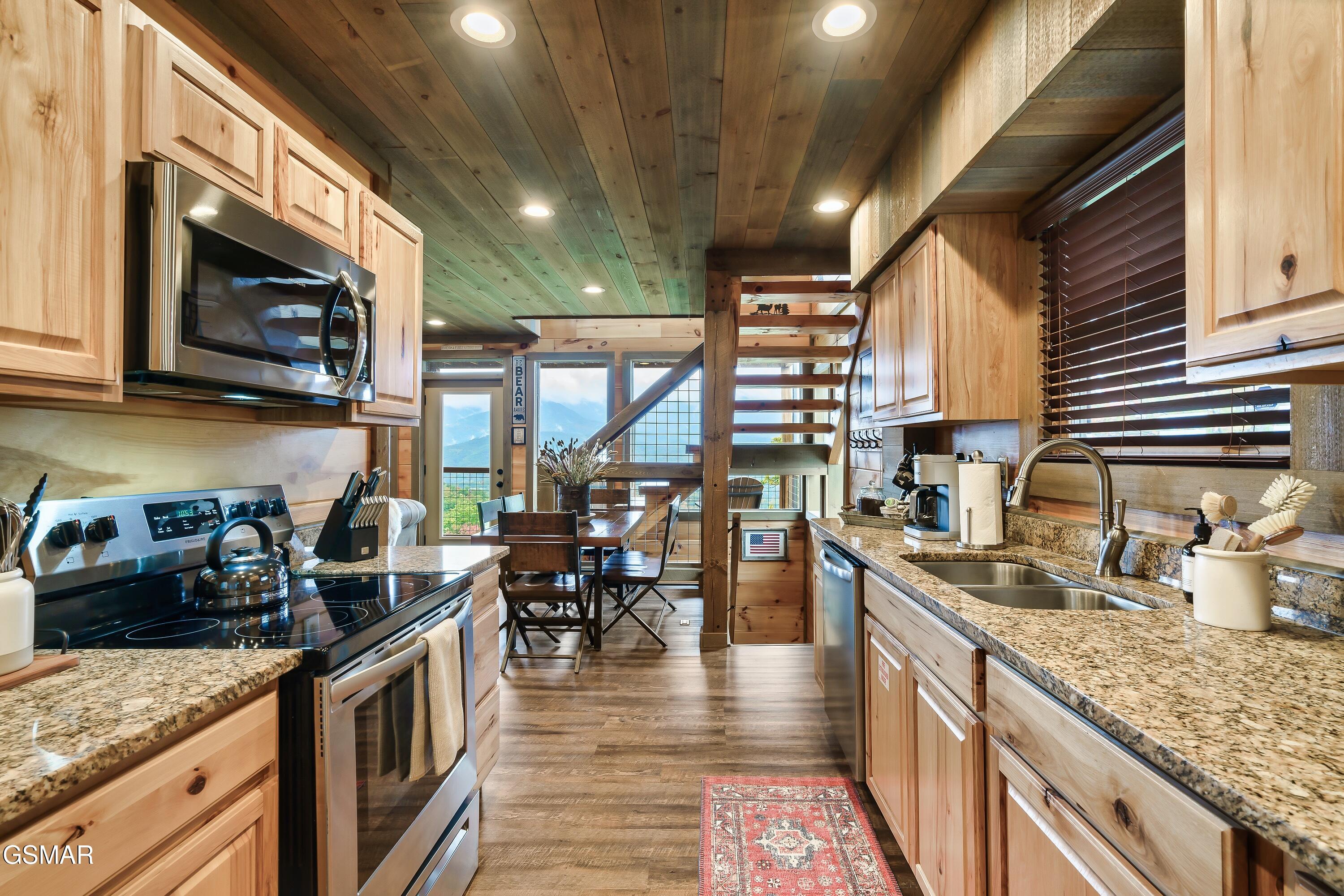 1132 Villa Overlook Way Gatlinburg TN 37738