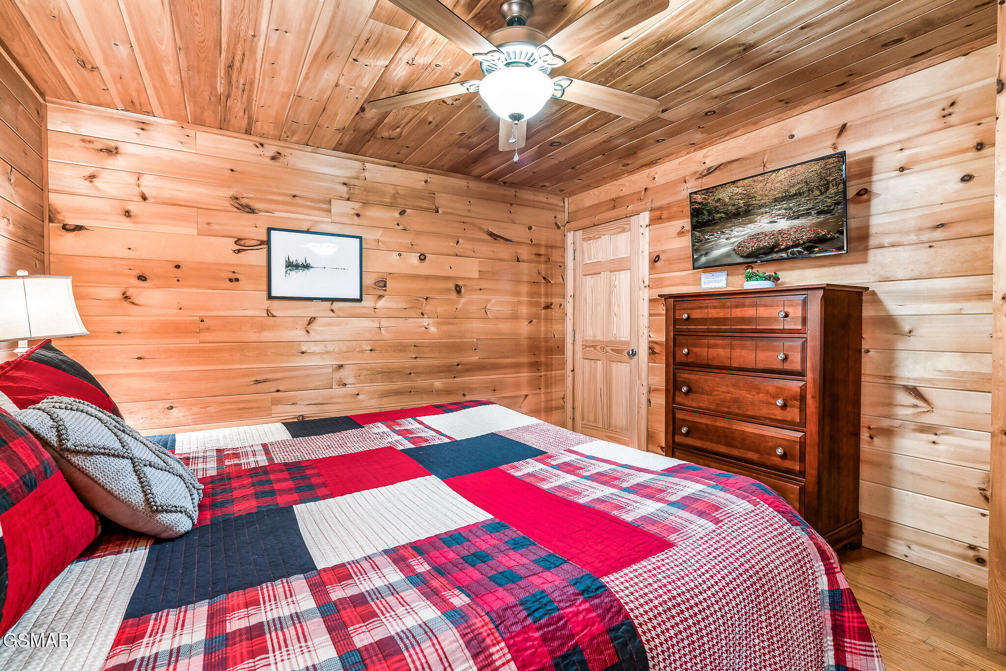 2607 Sunset Circle Sevierville TN 37862