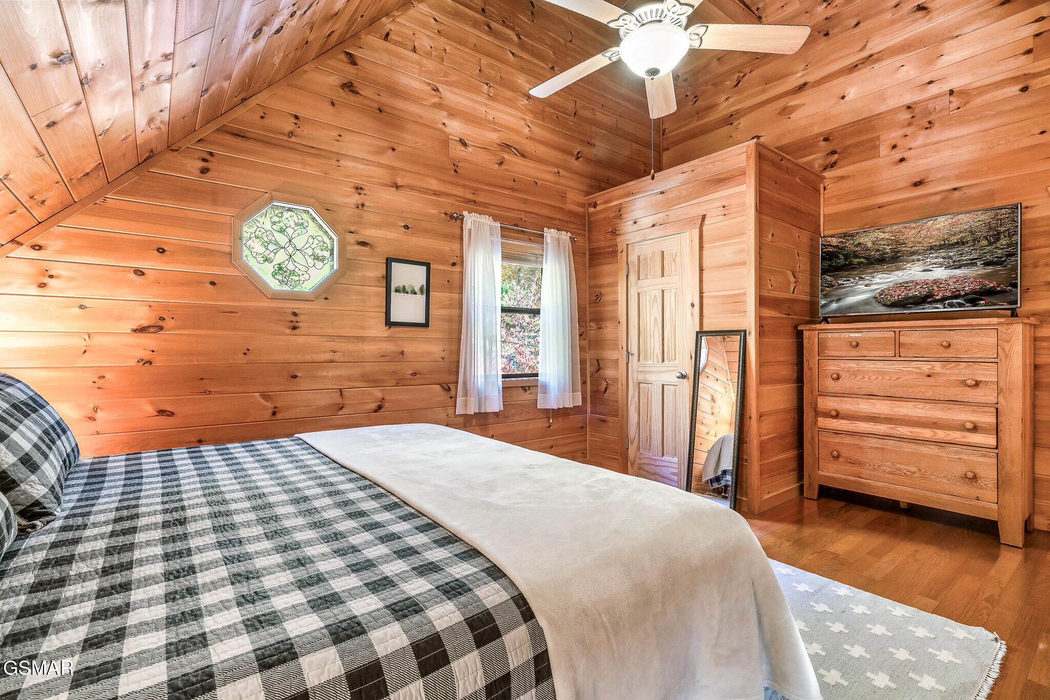 2607 Sunset Circle Sevierville TN 37862