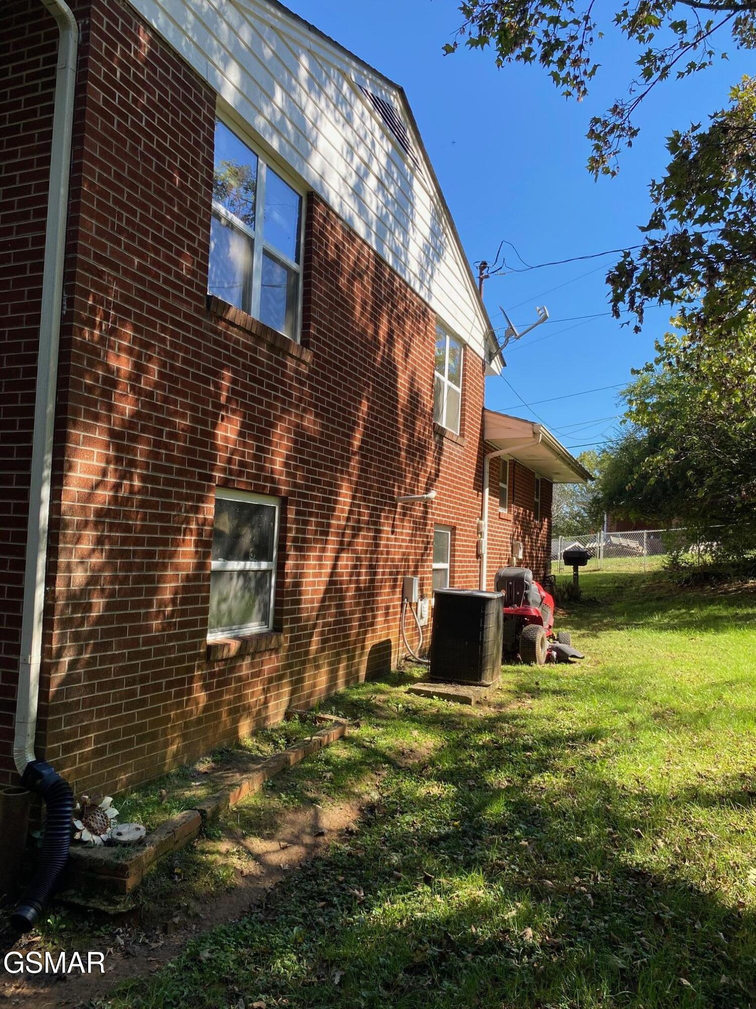 1011 Honeysuckle Drive Newport TN 37821