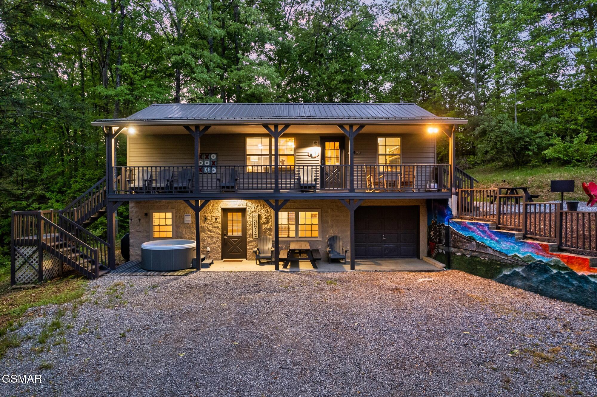 1870 Sunnydale Drive Sevierville TN 37862