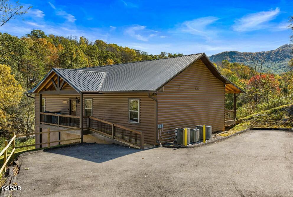 561 Sugar Loaf Road Seymour TN 37865