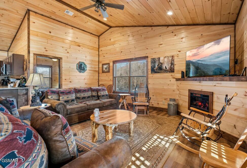 561 Sugar Loaf Road Seymour TN 37865