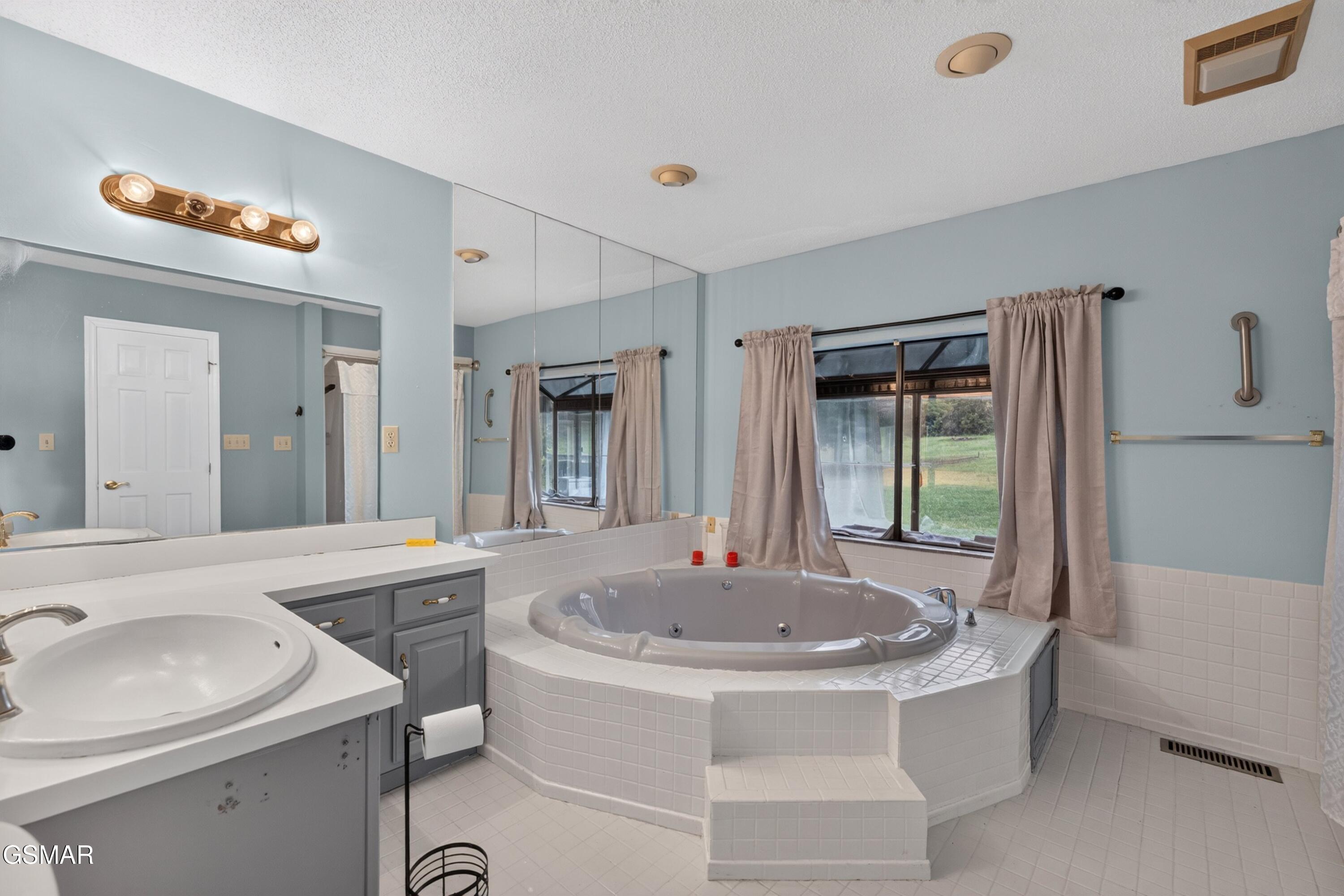 383 Cate Byrd Road Kodak TN 37764