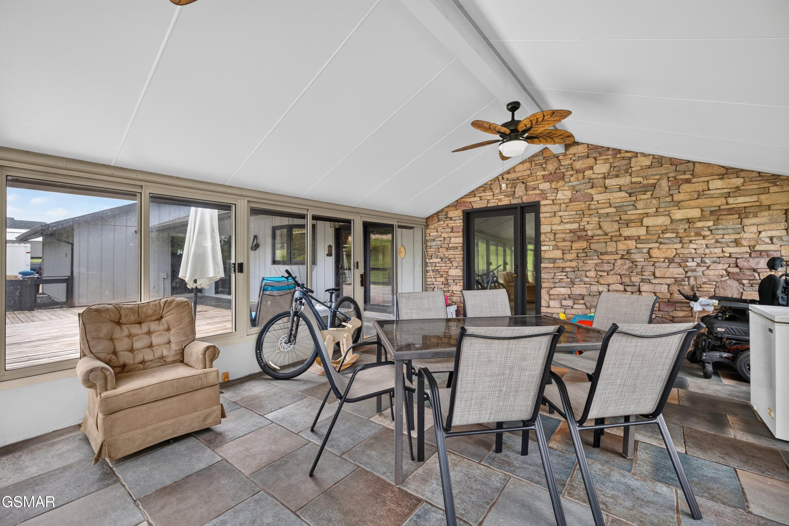383 Cate Byrd Road Kodak TN 37764