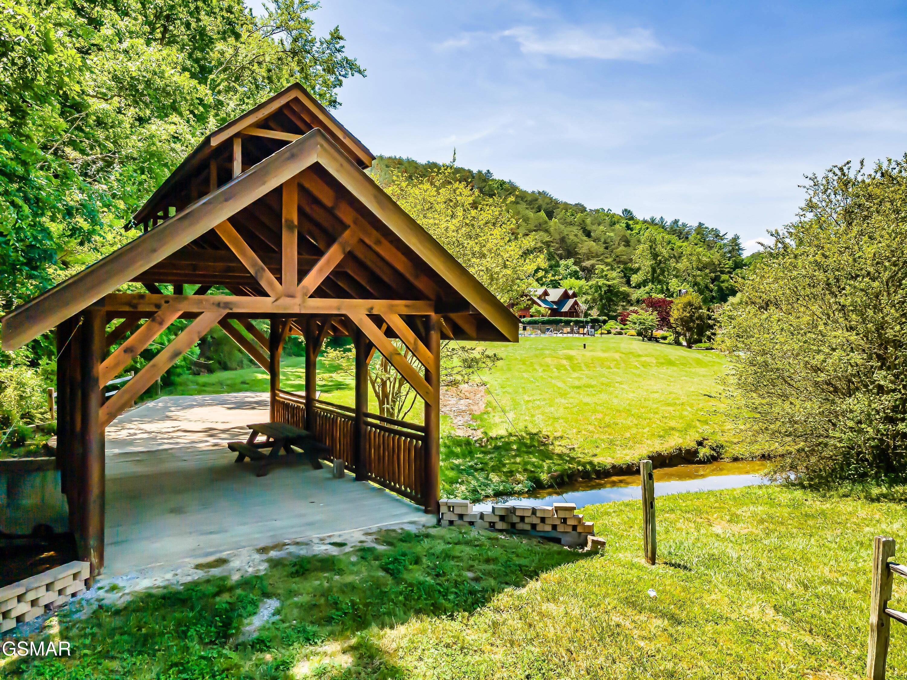 1924 Bear Creek Falls Way Sevierville TN 37876