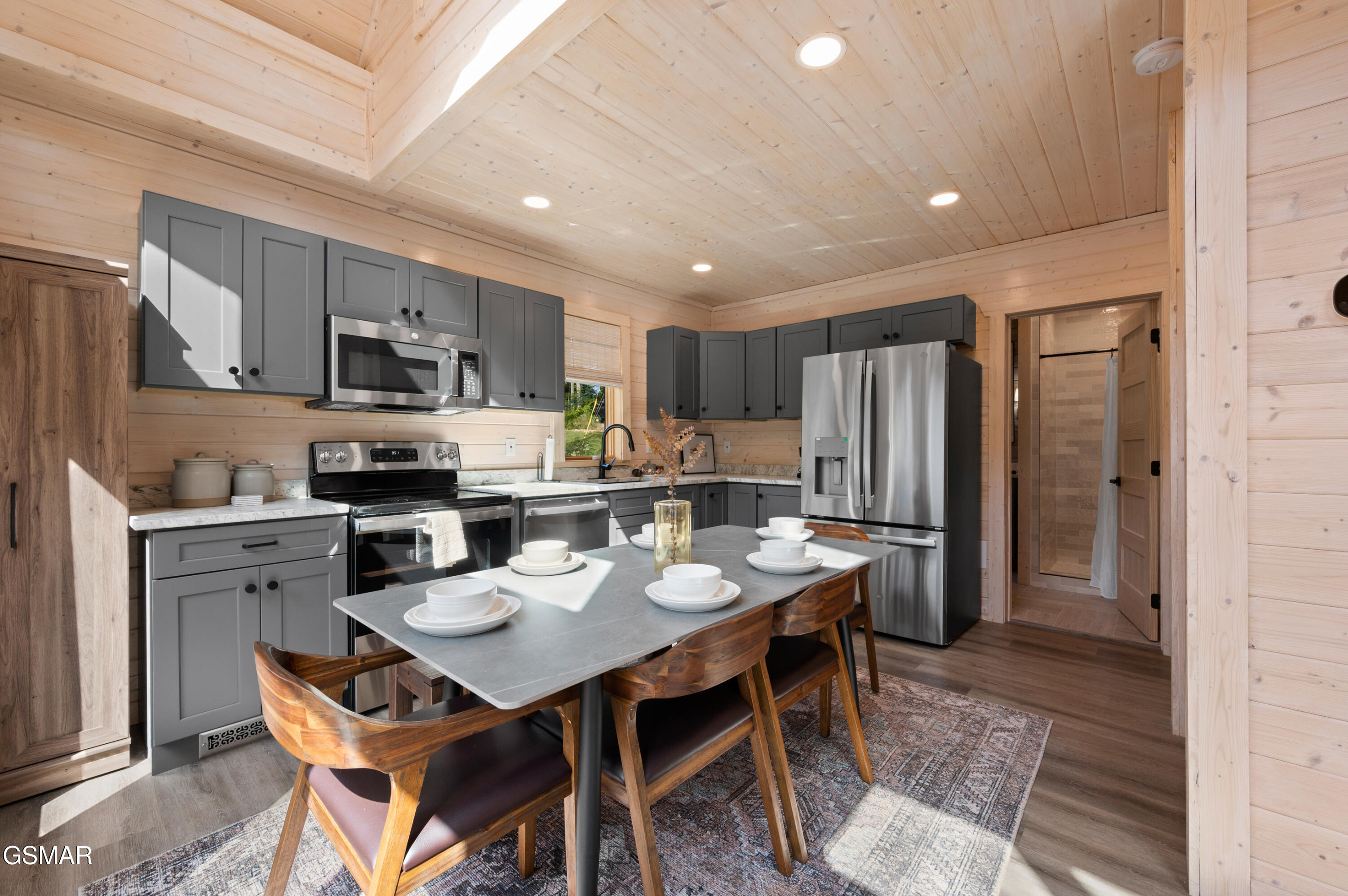 303 Beech Ridge Lane Gatlinburg TN 37738