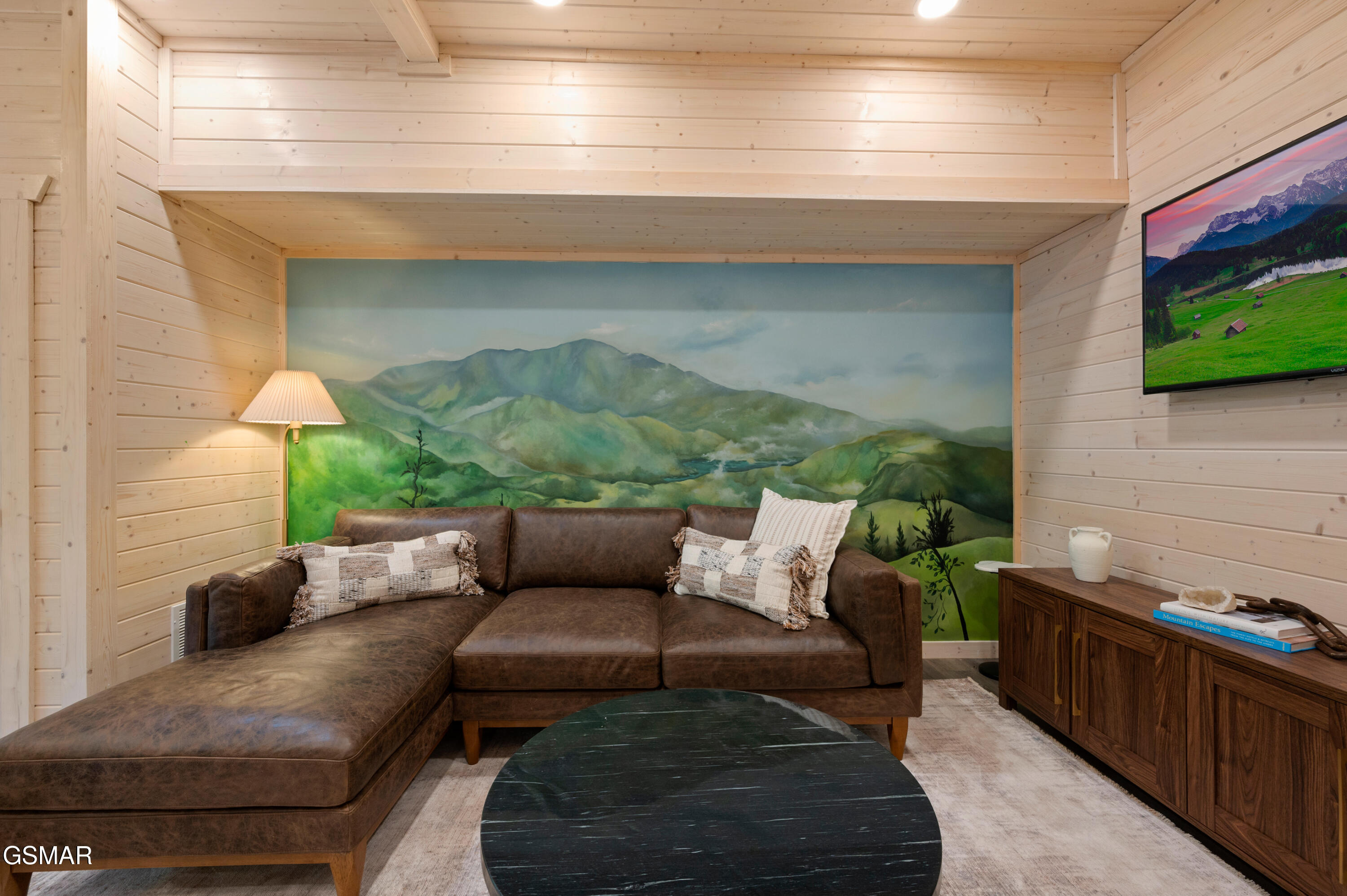 303 Beech Ridge Lane Gatlinburg TN 37738