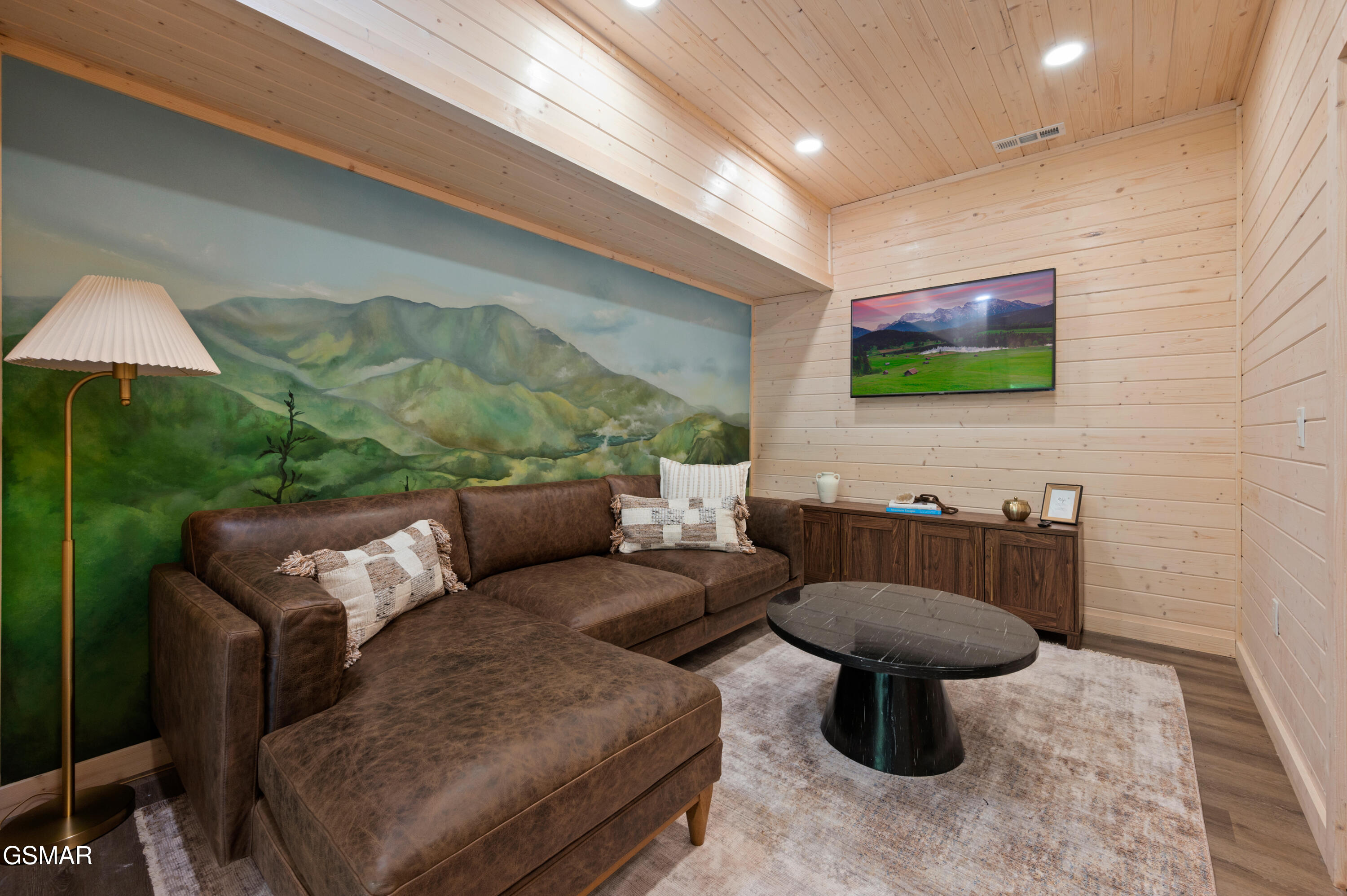 303 Beech Ridge Lane Gatlinburg TN 37738