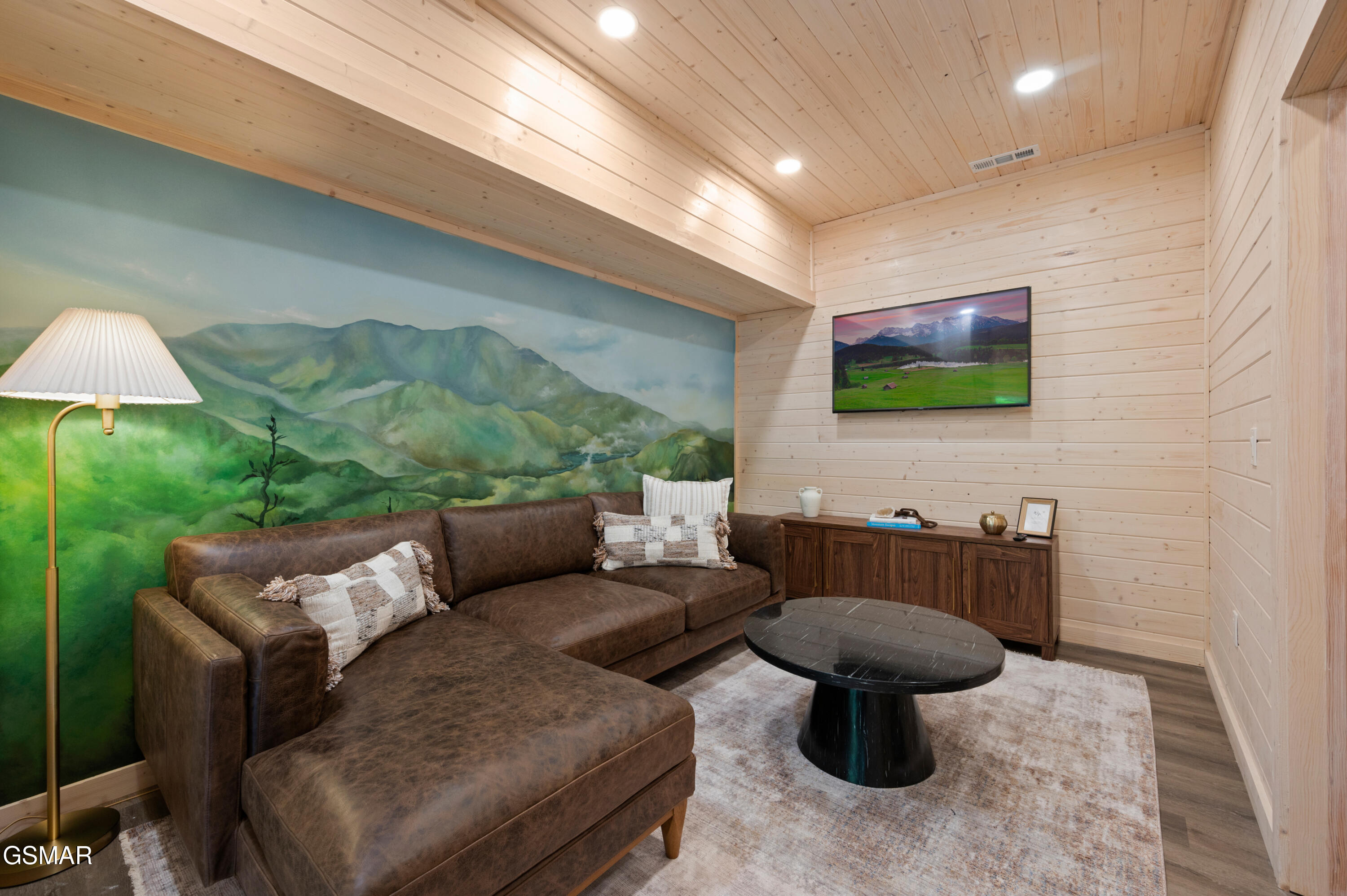 303 Beech Ridge Lane Gatlinburg TN 37738