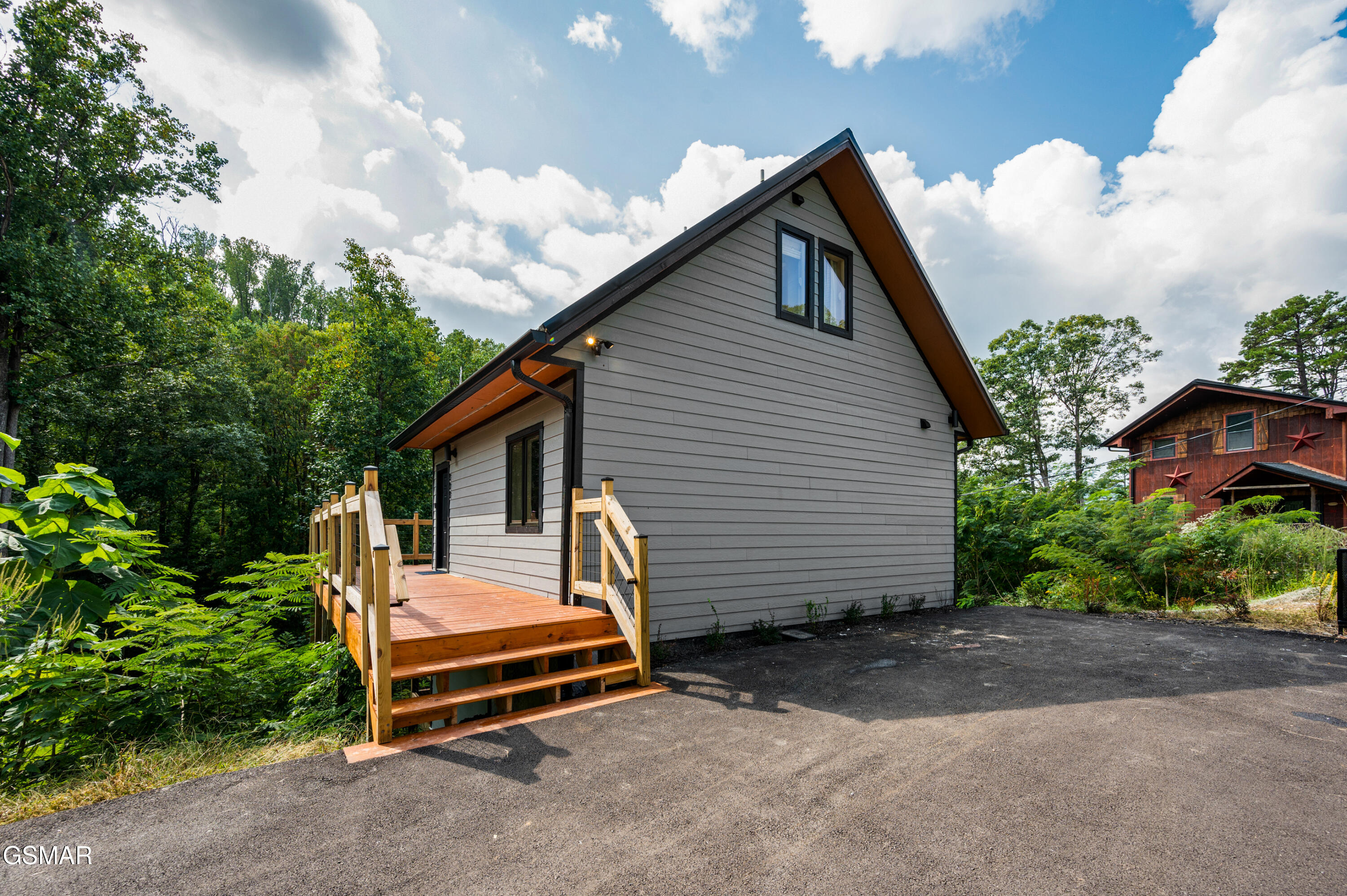 303 Beech Ridge Lane Gatlinburg TN 37738