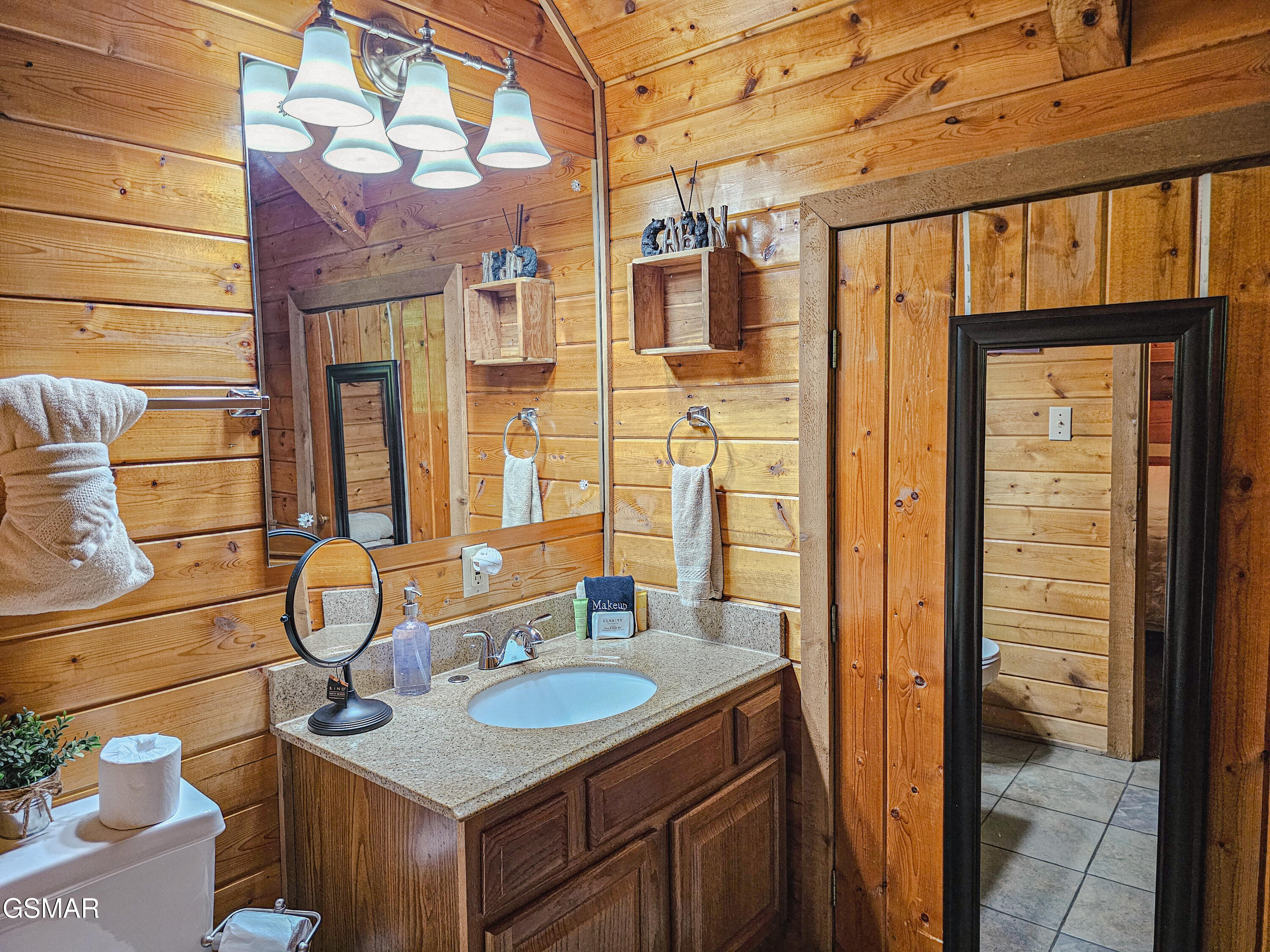 1223 Ski View Lane Sevierville TN 37876