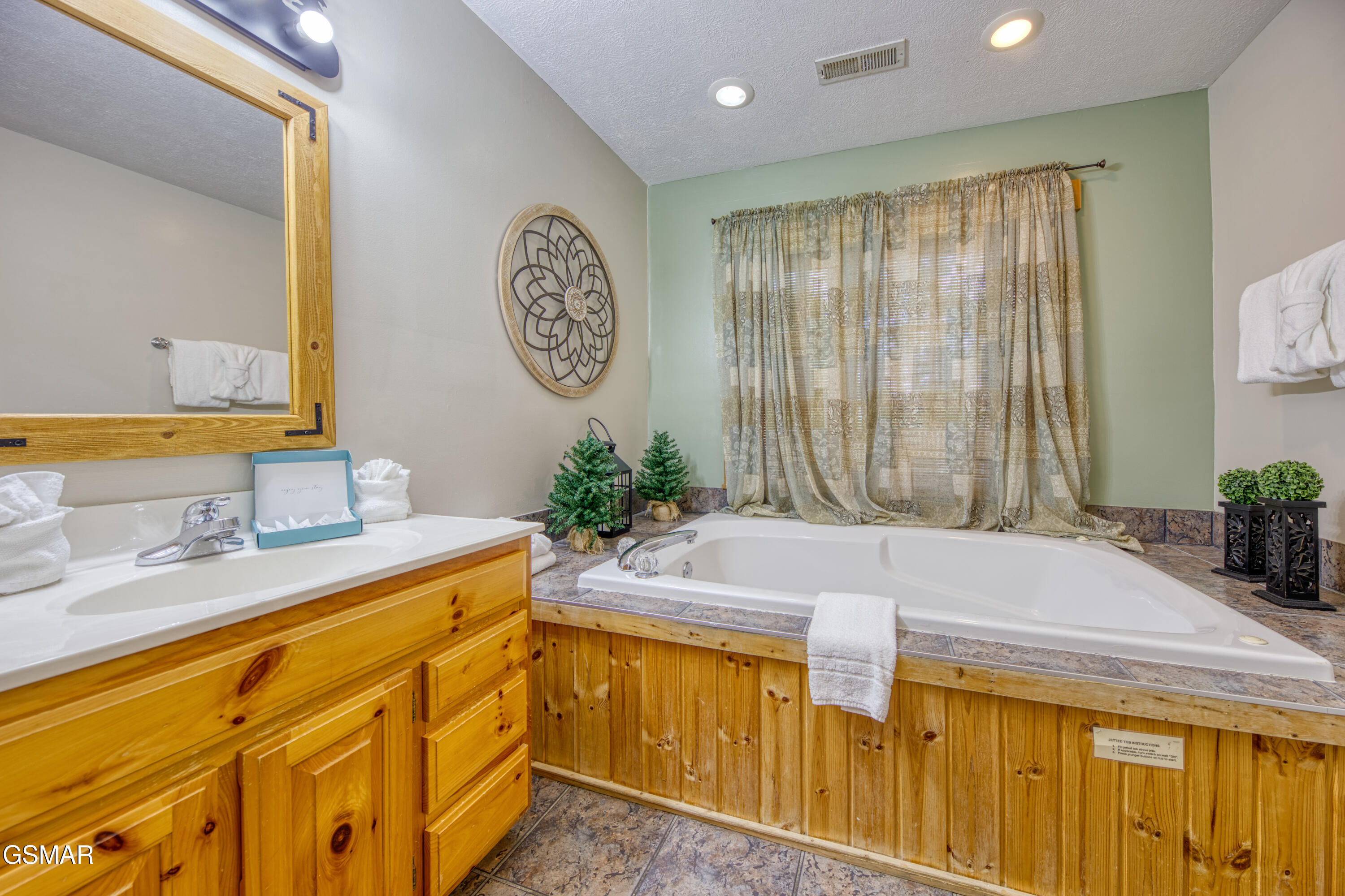 917 Pine Cone Way Gatlinburg TN 37738