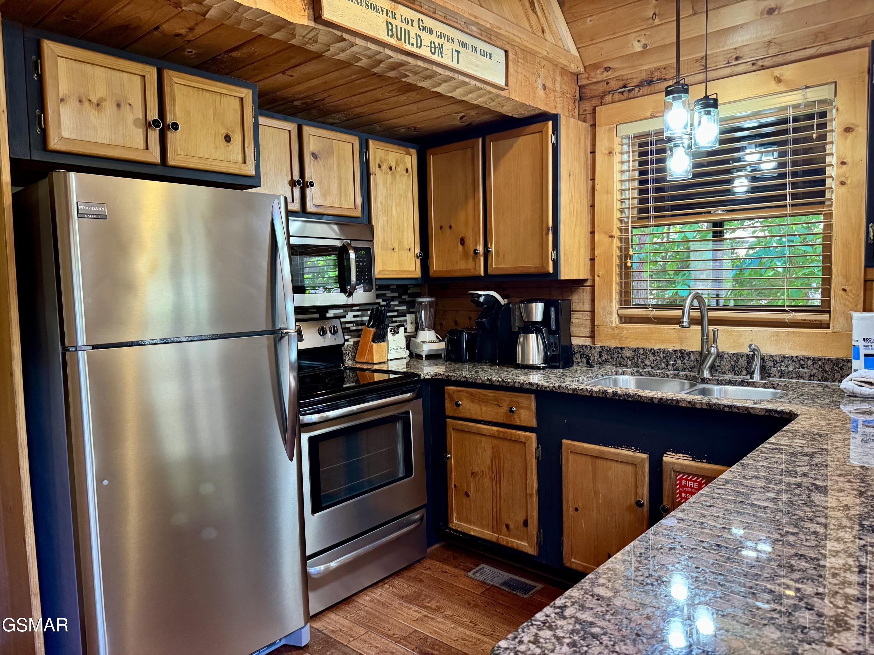 630 Walnut Way Sevierville TN 37862