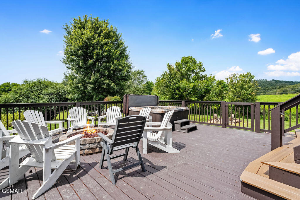 3480 Valley Dale Way Sevierville TN 37862