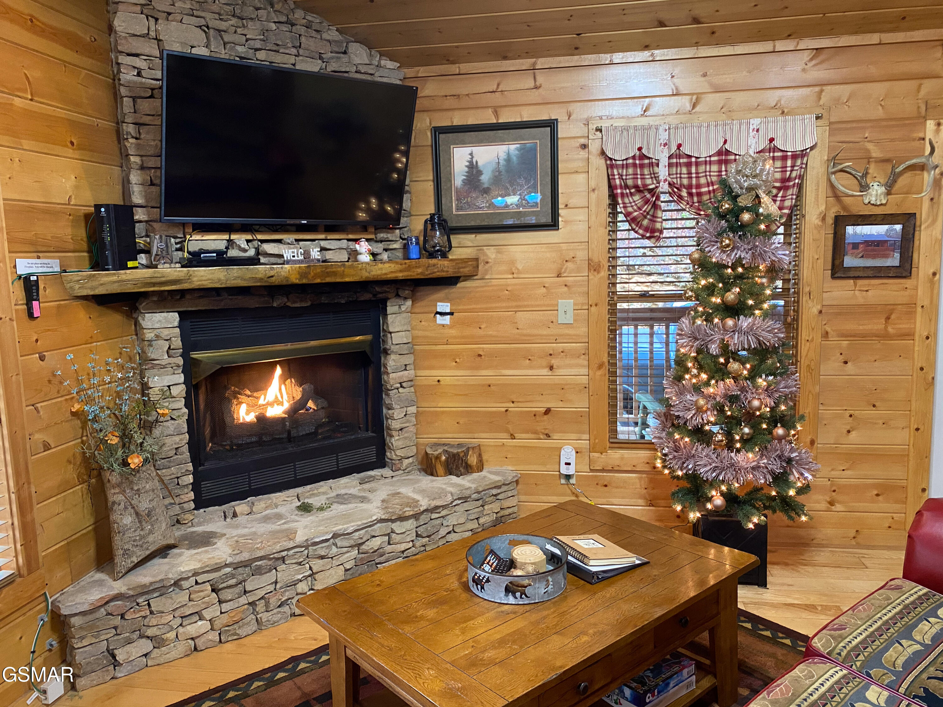 2919 Golden Pond Way Sevierville TN 37862