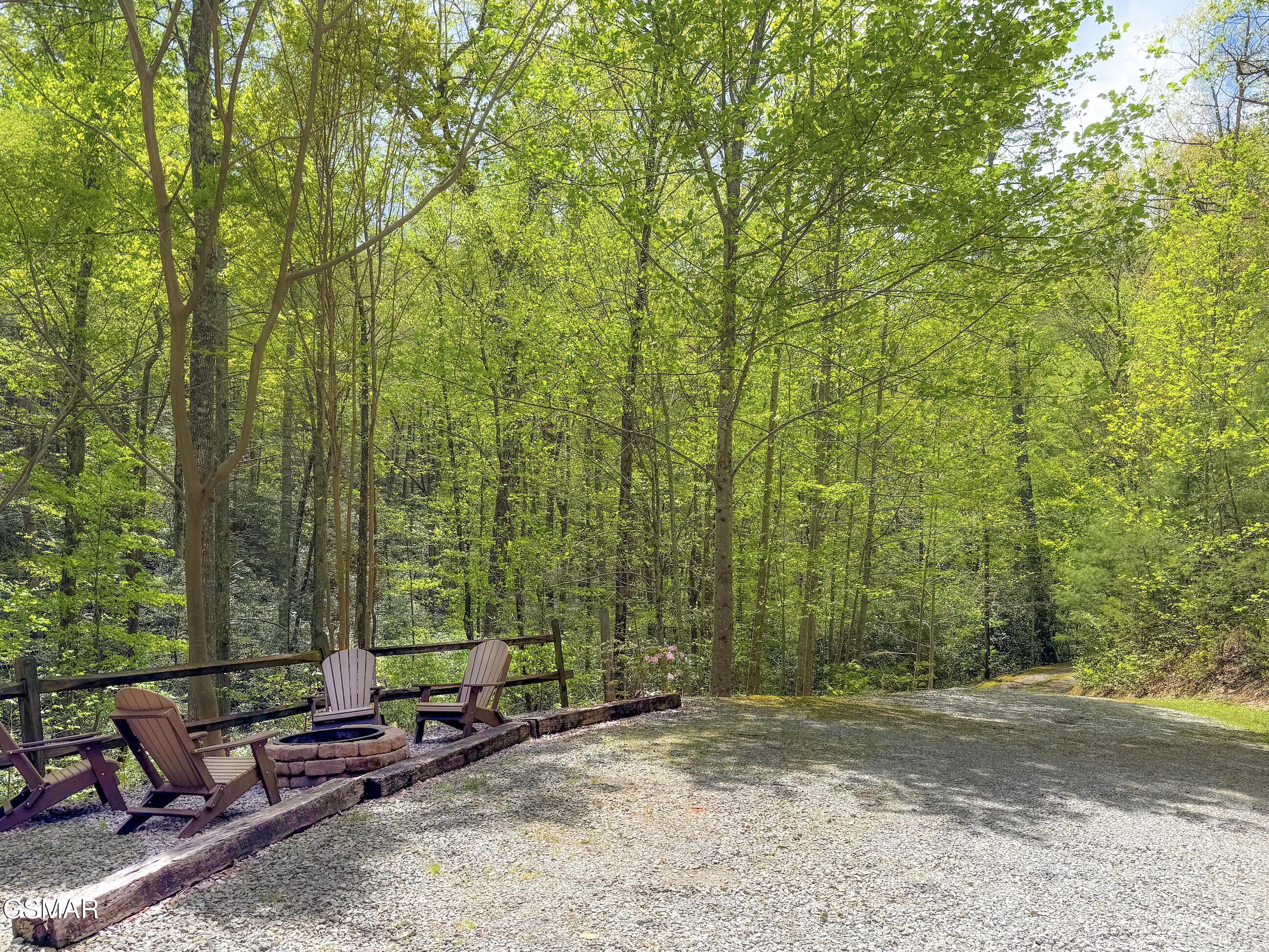 2919 Golden Pond Way Sevierville TN 37862