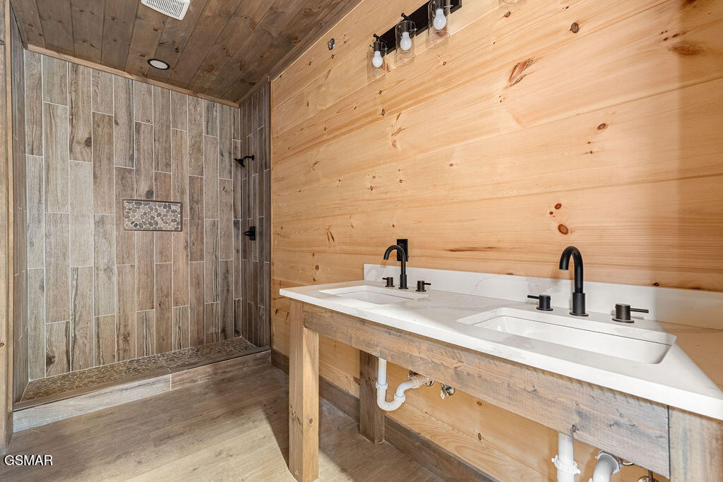 2751 Murray Ridge Road Sevierville TN 37876