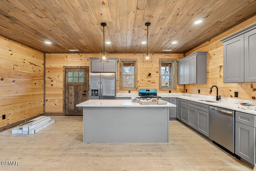 2751 Murray Ridge Road Sevierville TN 37876