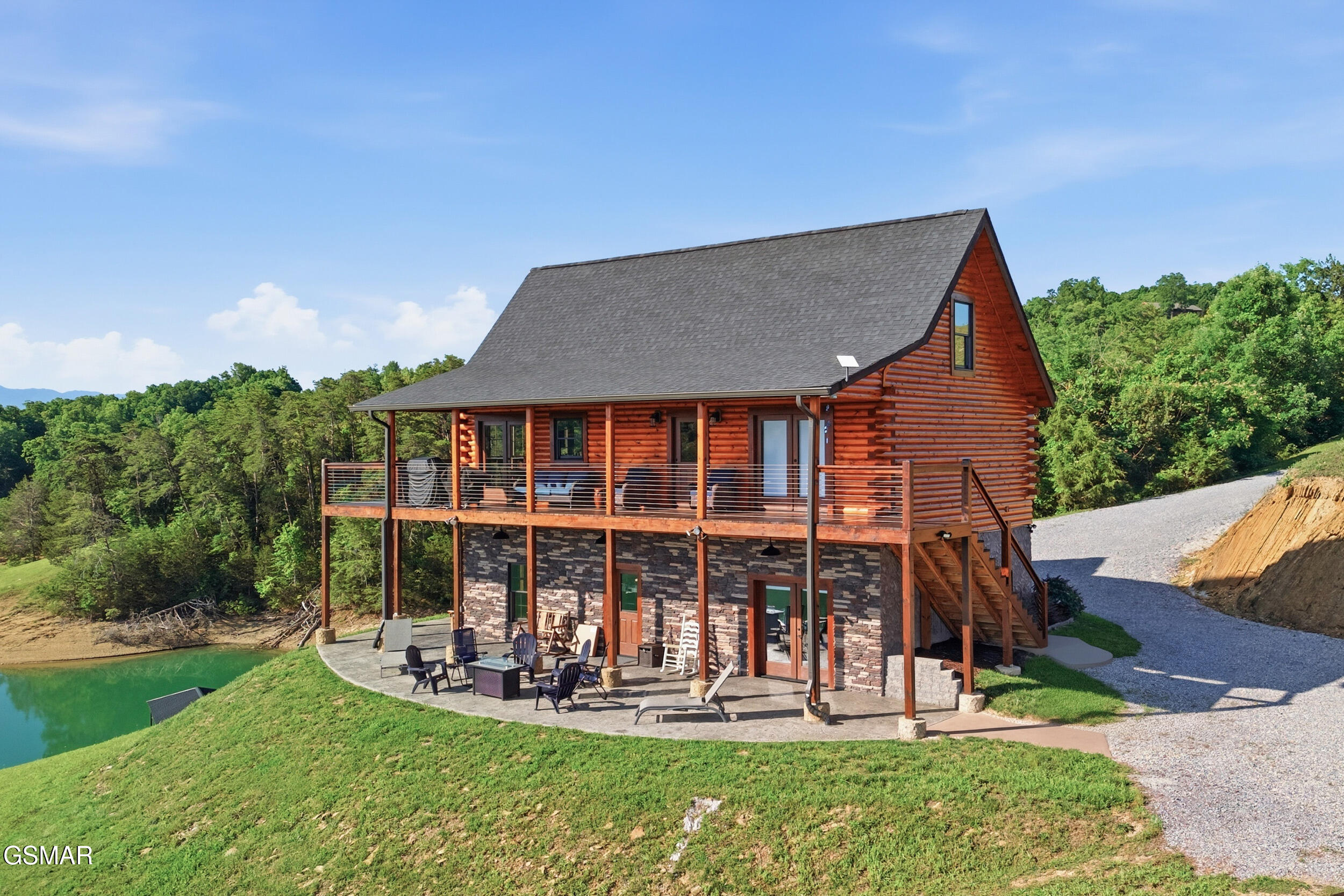 375 Perry Branch Way Sevierville TN 37876