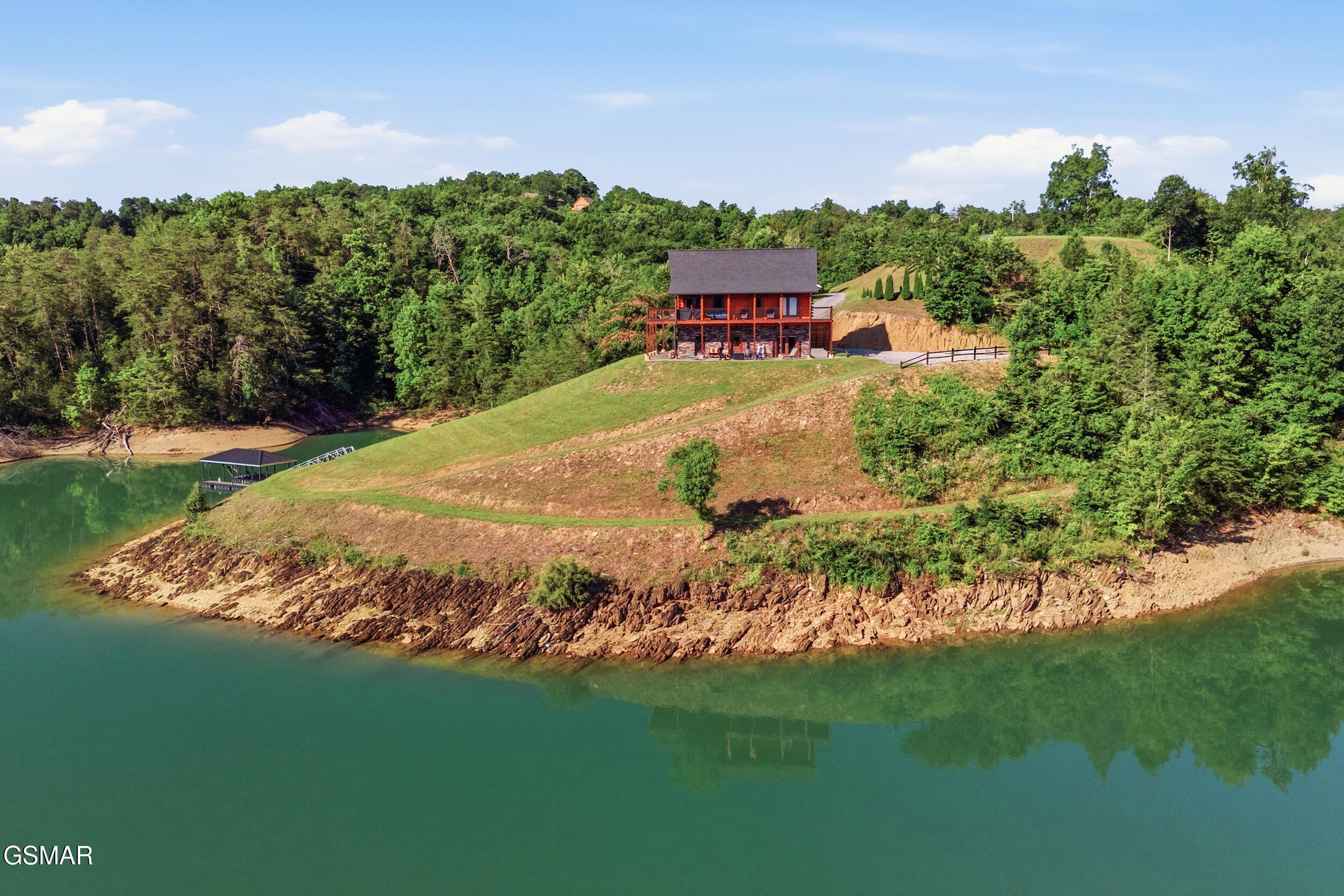 375 Perry Branch Way Sevierville TN 37876
