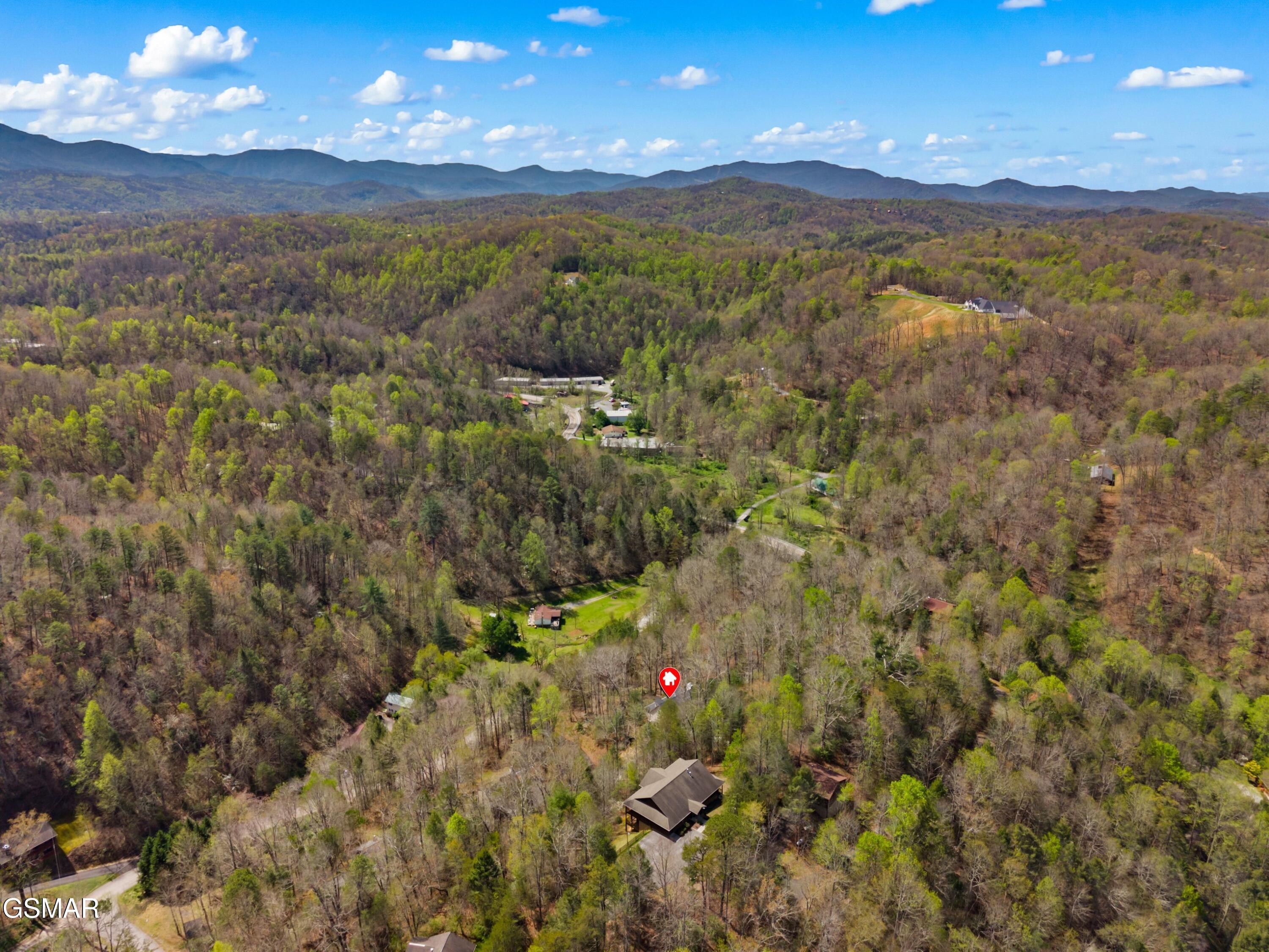 2129 Duck Pond Lane Sevierville TN 37876