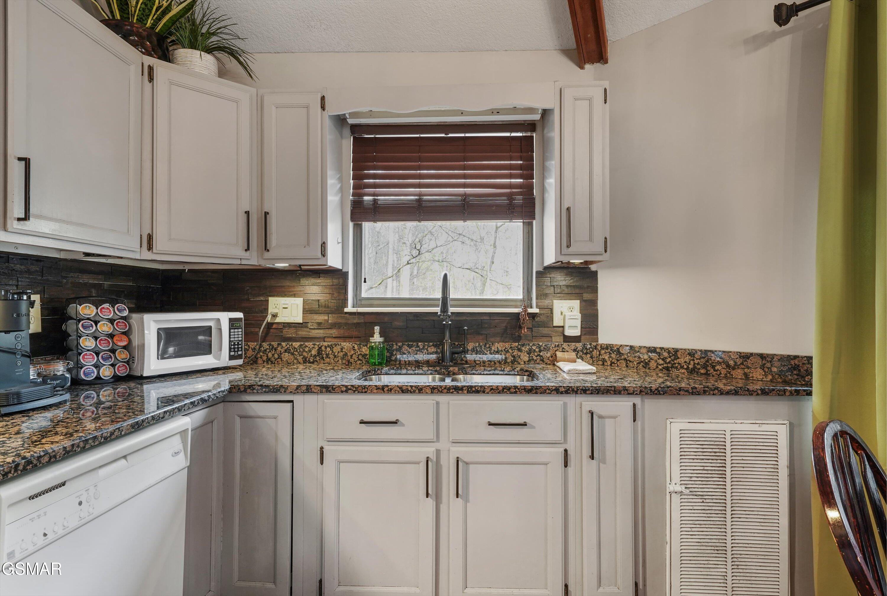 1103 Villa Lane Gatlinburg TN 37738
