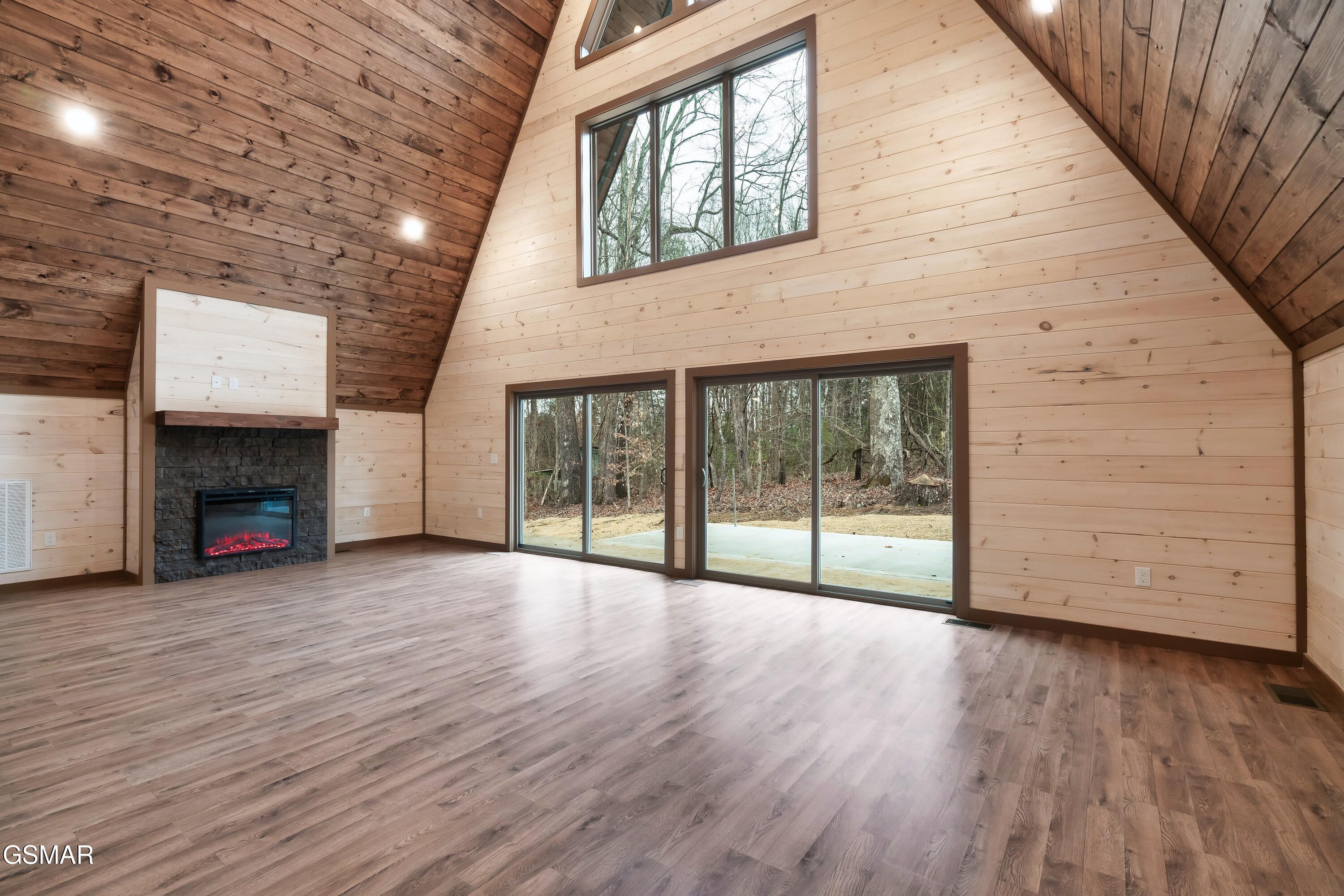 515 Tatum Rose Way Sevierville TN 37876