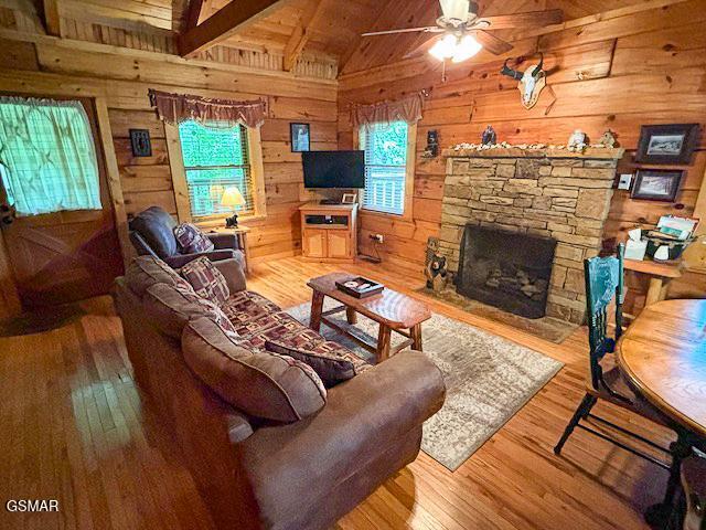 1925 Beach Front Drive Sevierville TN 37876