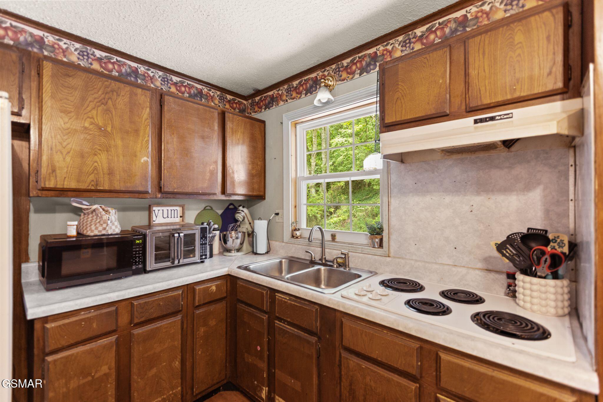 1015 Oakville Lane Sevierville TN 37862