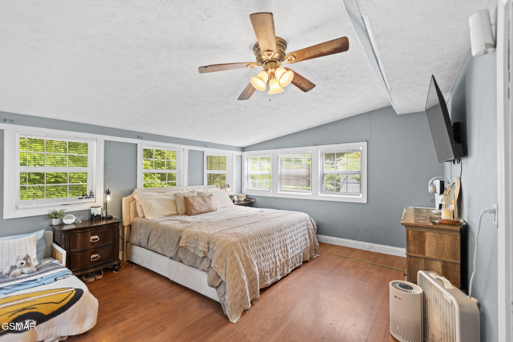 1015 Oakville Lane Sevierville TN 37862