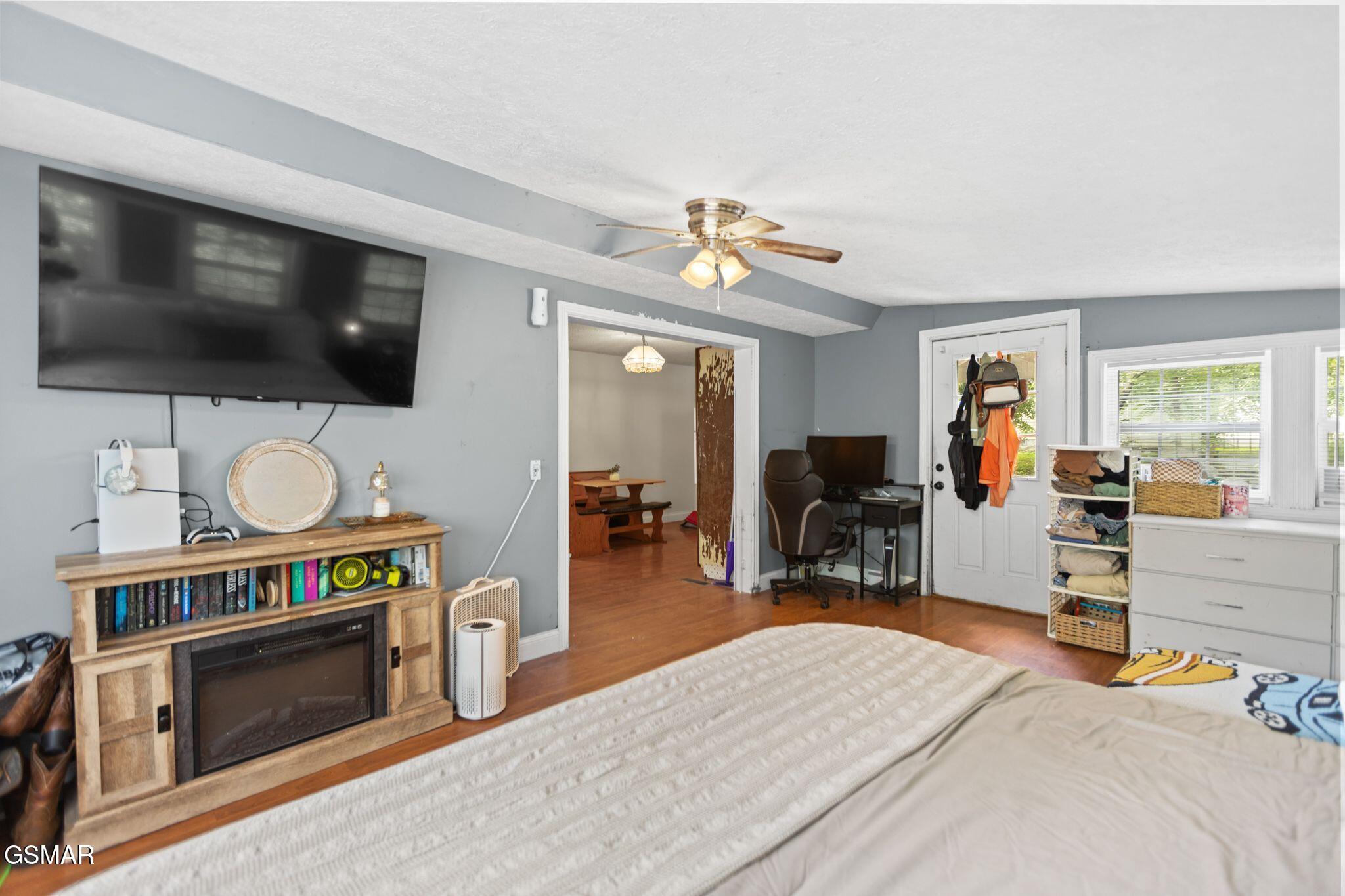 1015 Oakville Lane Sevierville TN 37862