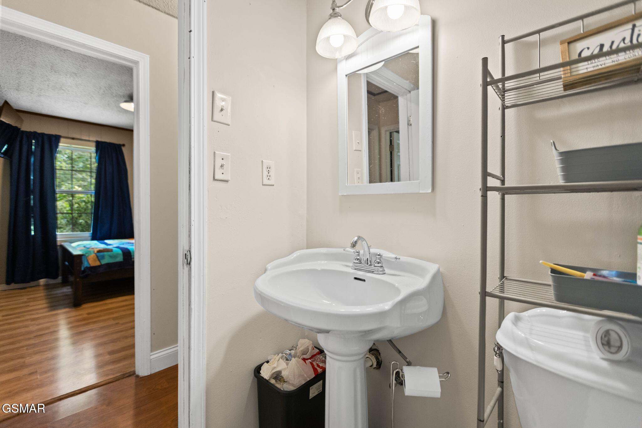 1015 Oakville Lane Sevierville TN 37862