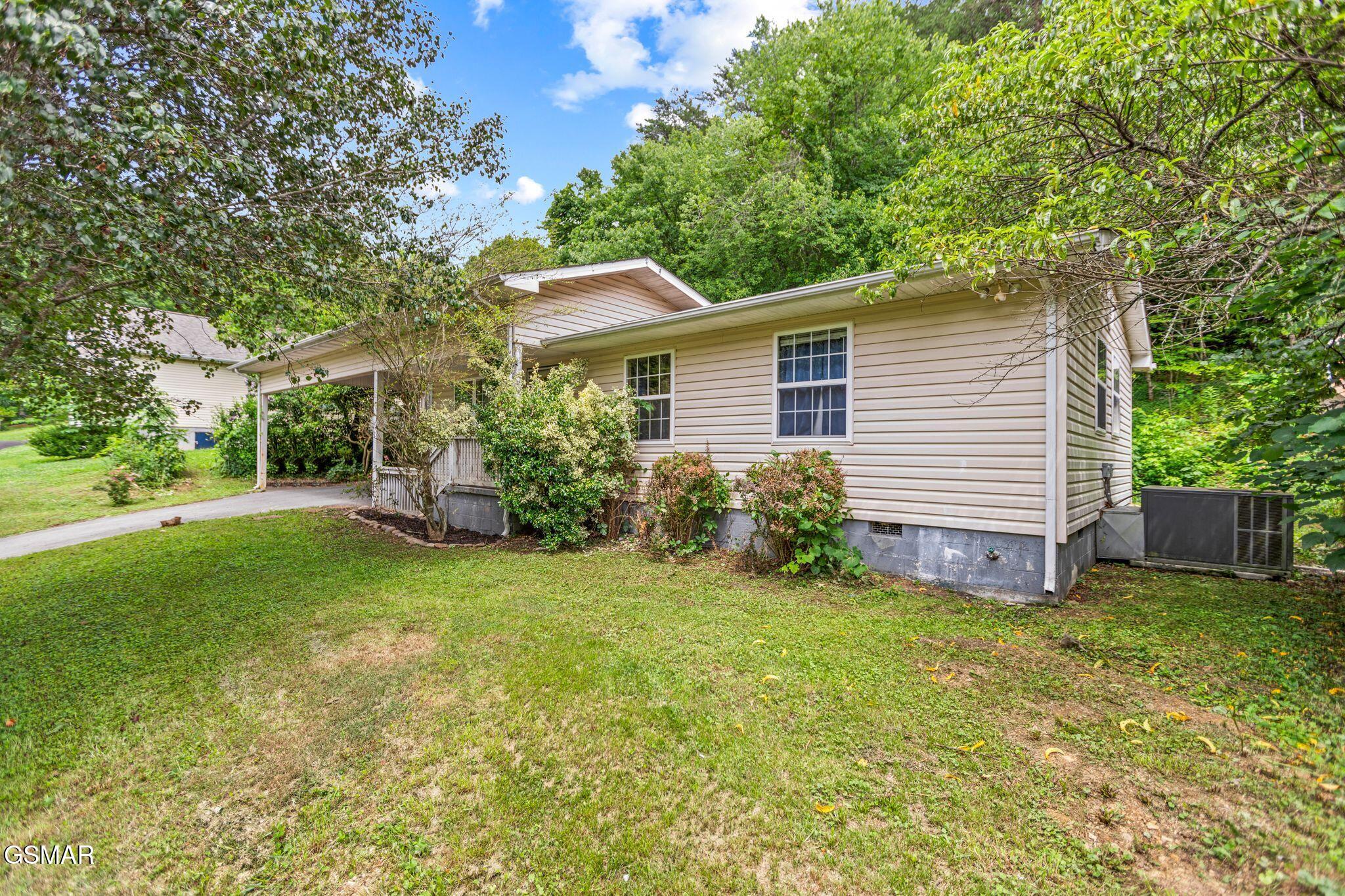 1015 Oakville Lane Sevierville TN 37862