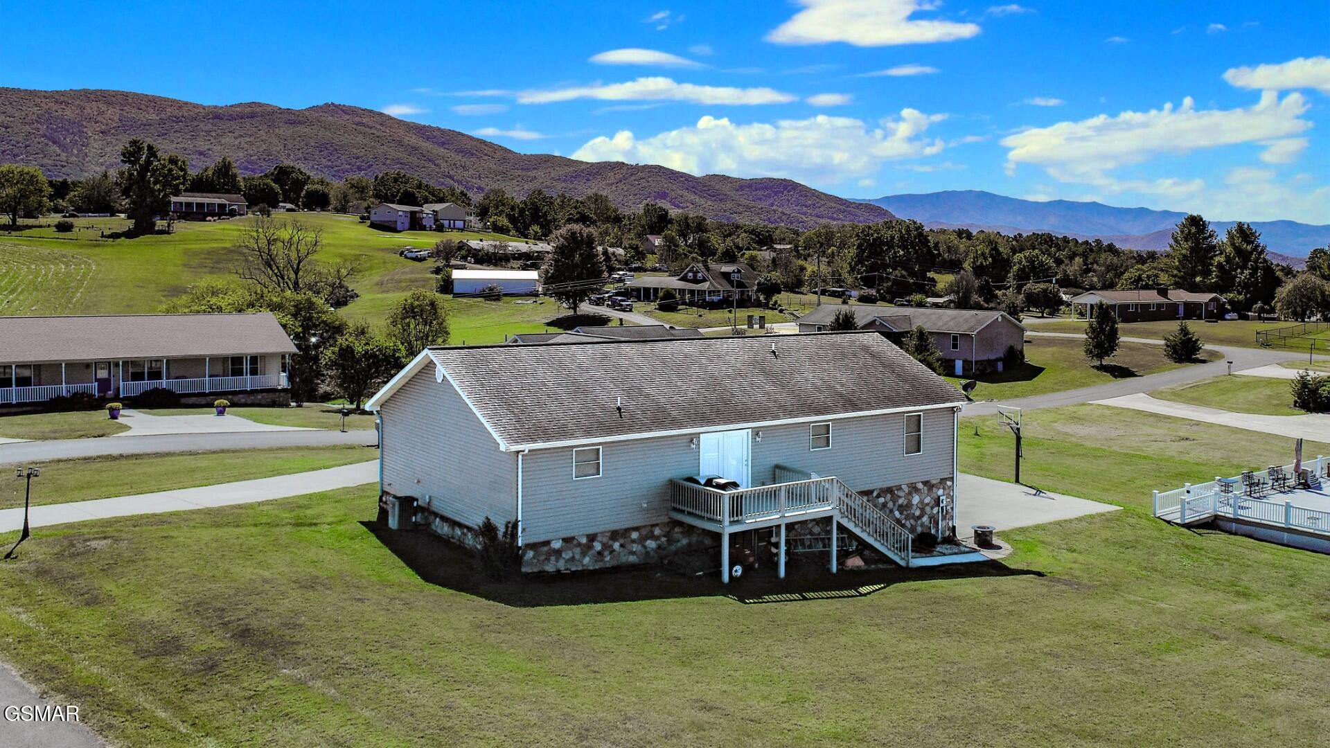 1114 Caleb Lane Newport TN 37821