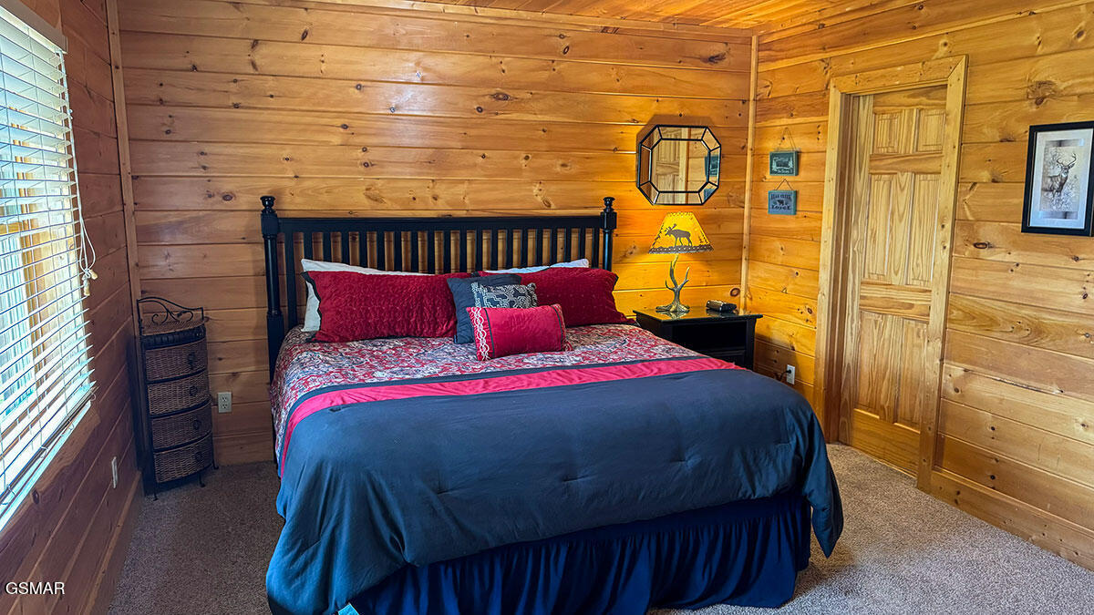 1352 Timberwolf Way Sevierville TN 37876