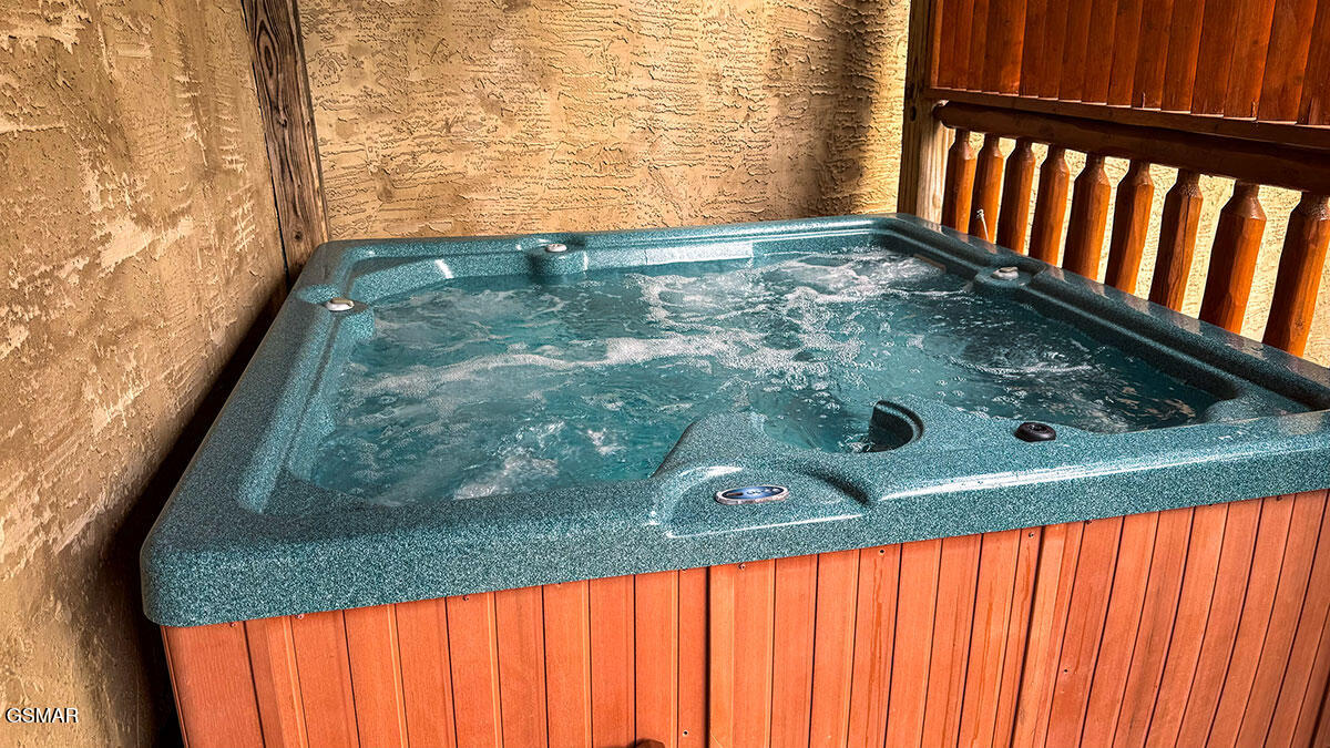 1352 Timberwolf Way Sevierville TN 37876