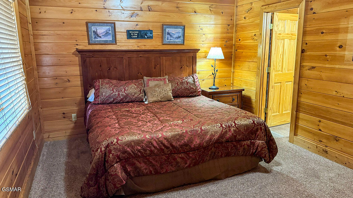 1352 Timberwolf Way Sevierville TN 37876