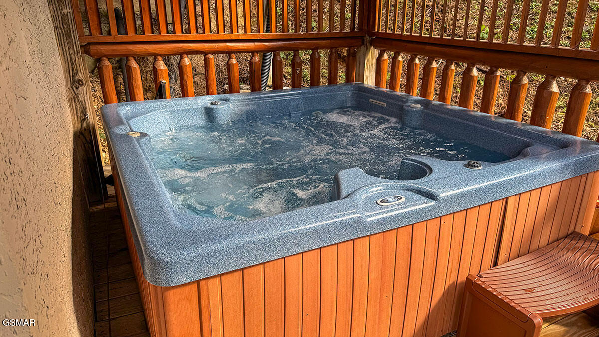 1352 Timberwolf Way Sevierville TN 37876