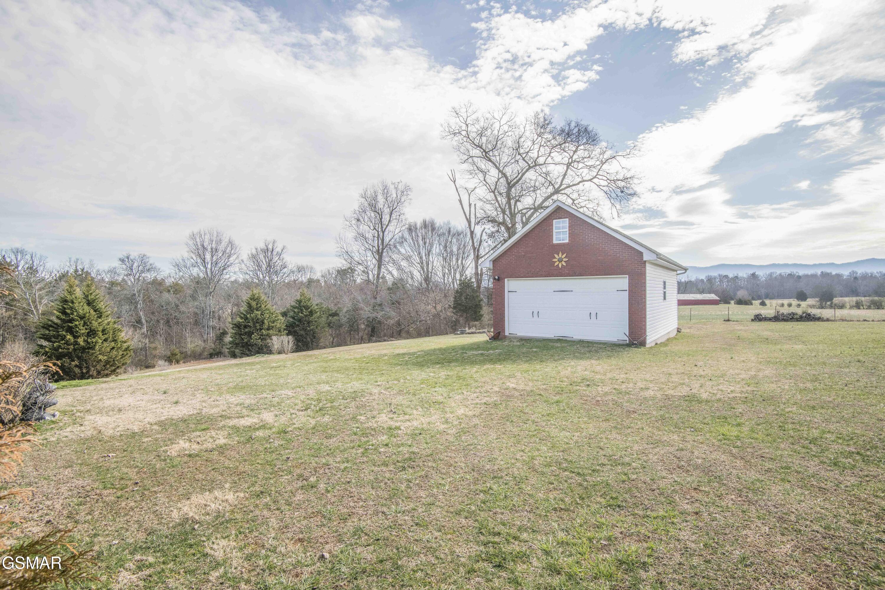 1527 Brahman Lane Seymour TN 37865