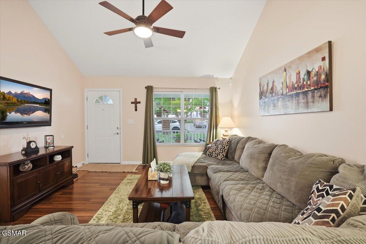 1523 Mayberry Lane Sevierville TN 37862