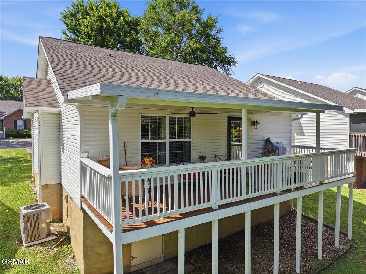 1523 Mayberry Lane Sevierville TN 37862
