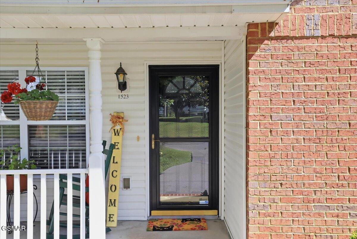 1523 Mayberry Lane Sevierville TN 37862