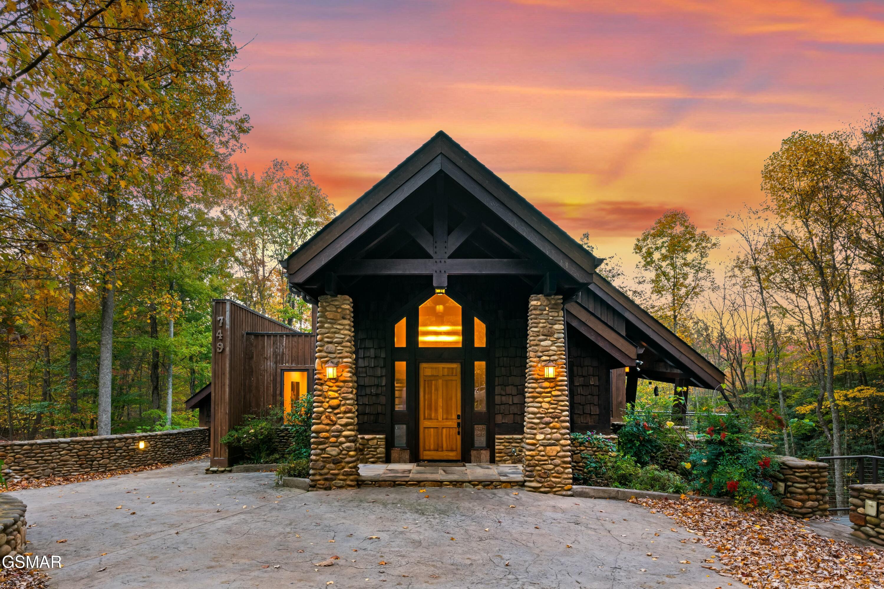 749 Margit Worsham Way Gatlinburg TN 37738