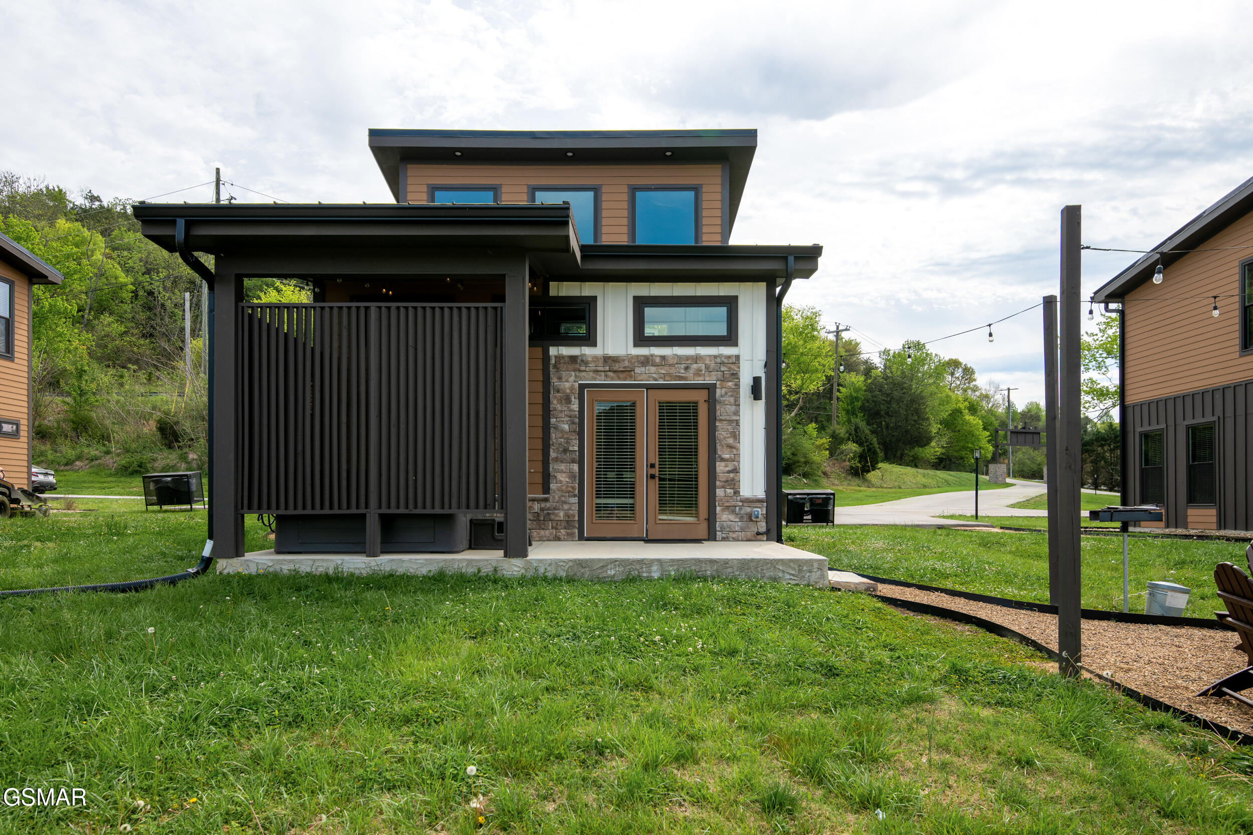 984 Goose Gap Road Sevierville TN 37876