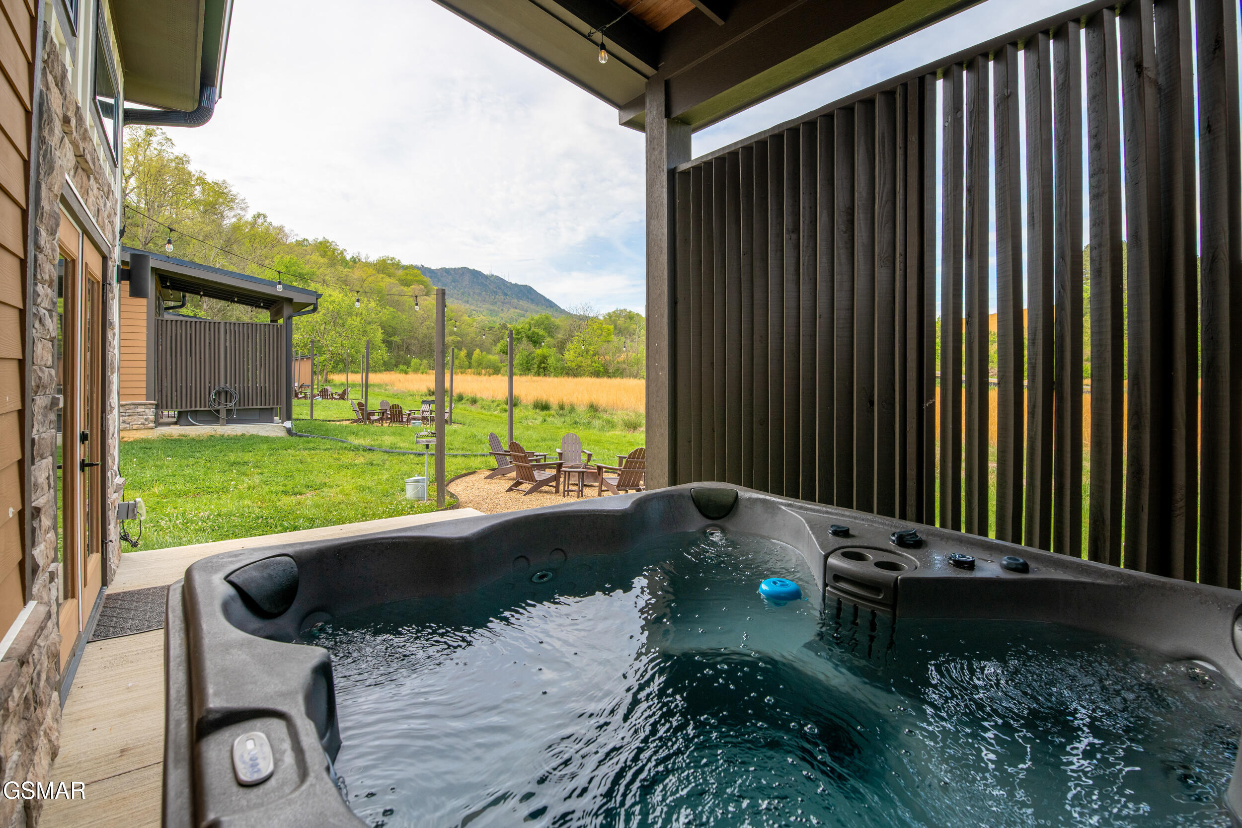 984 Goose Gap Road Sevierville TN 37876